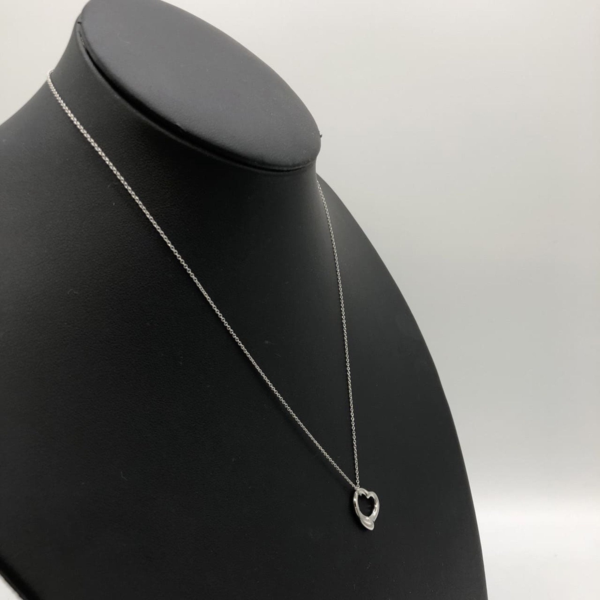 Pendant Necklace Platinum
