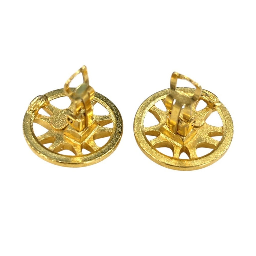CC Logo Round Clip-On Earrings Metal Gold-Tone Metal
