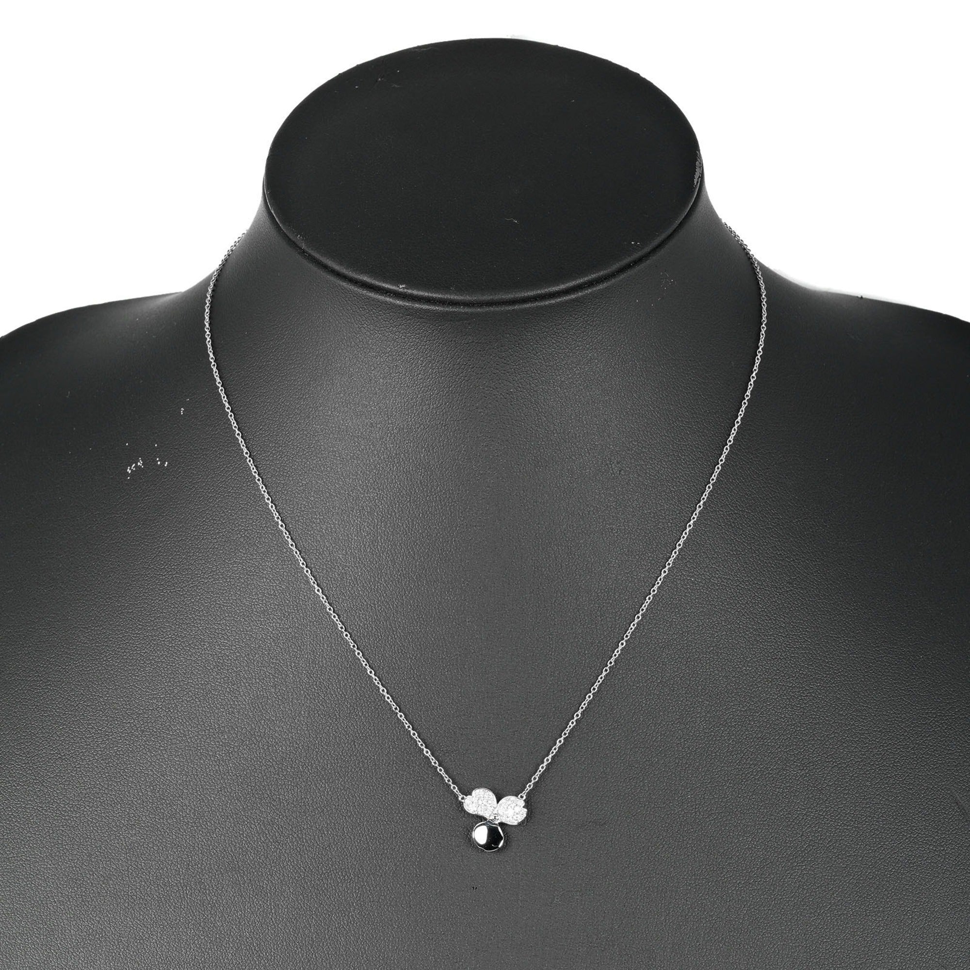 Pendant Necklace Platinum with Diamond