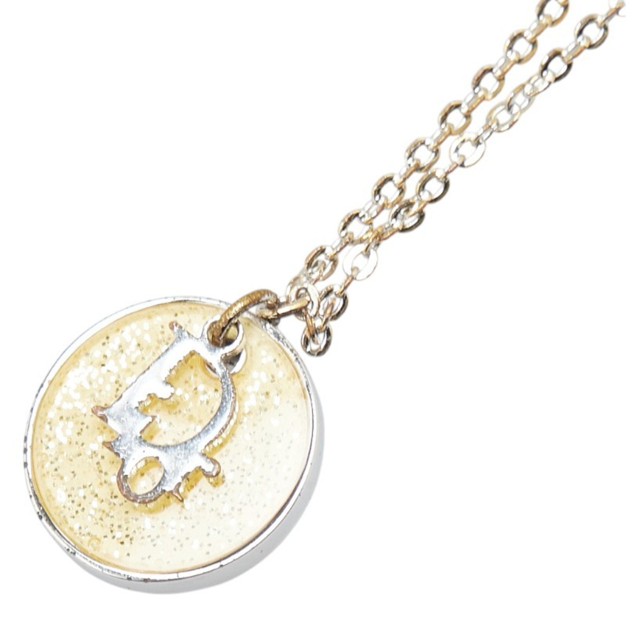 Pendant Necklace Metal Gold and Silver