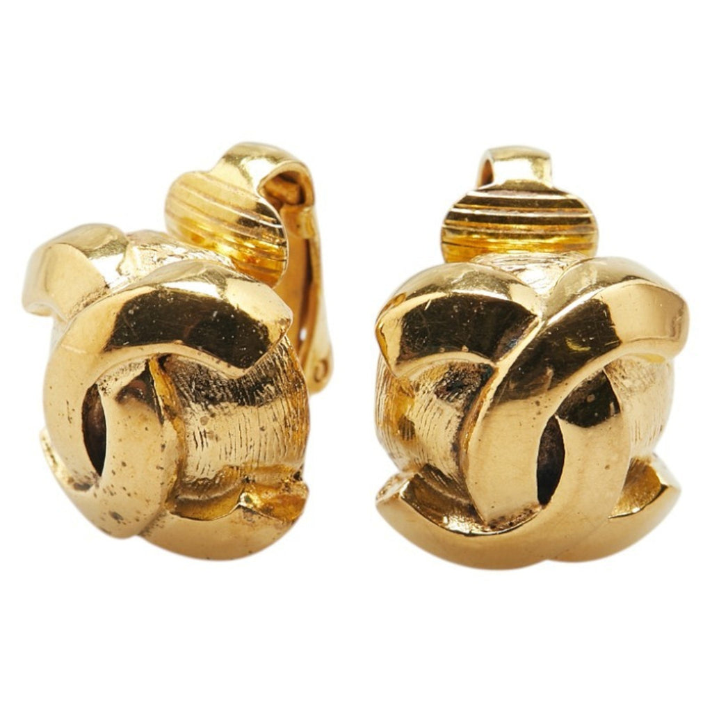 CC Logo Clip-On Earrings Metal Gold-Tone Metal