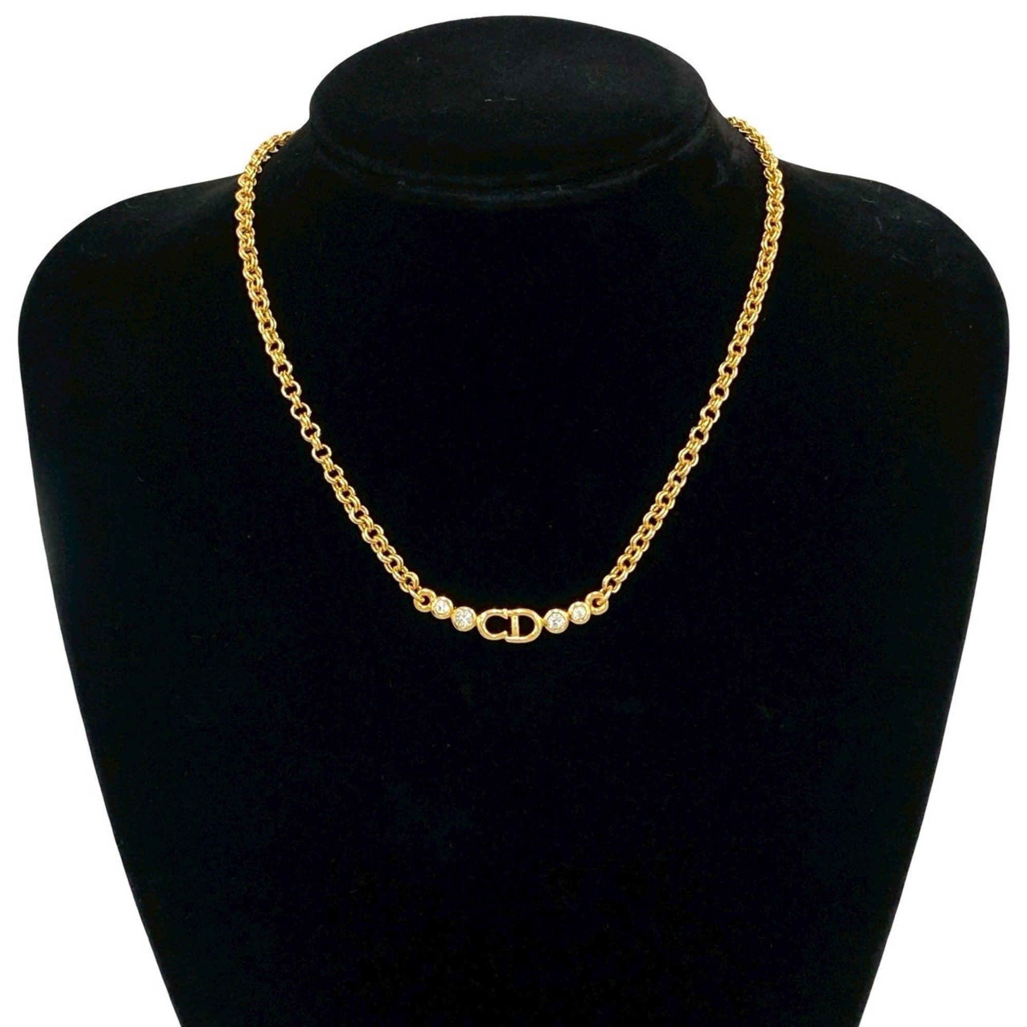 Pendant Necklace Gold