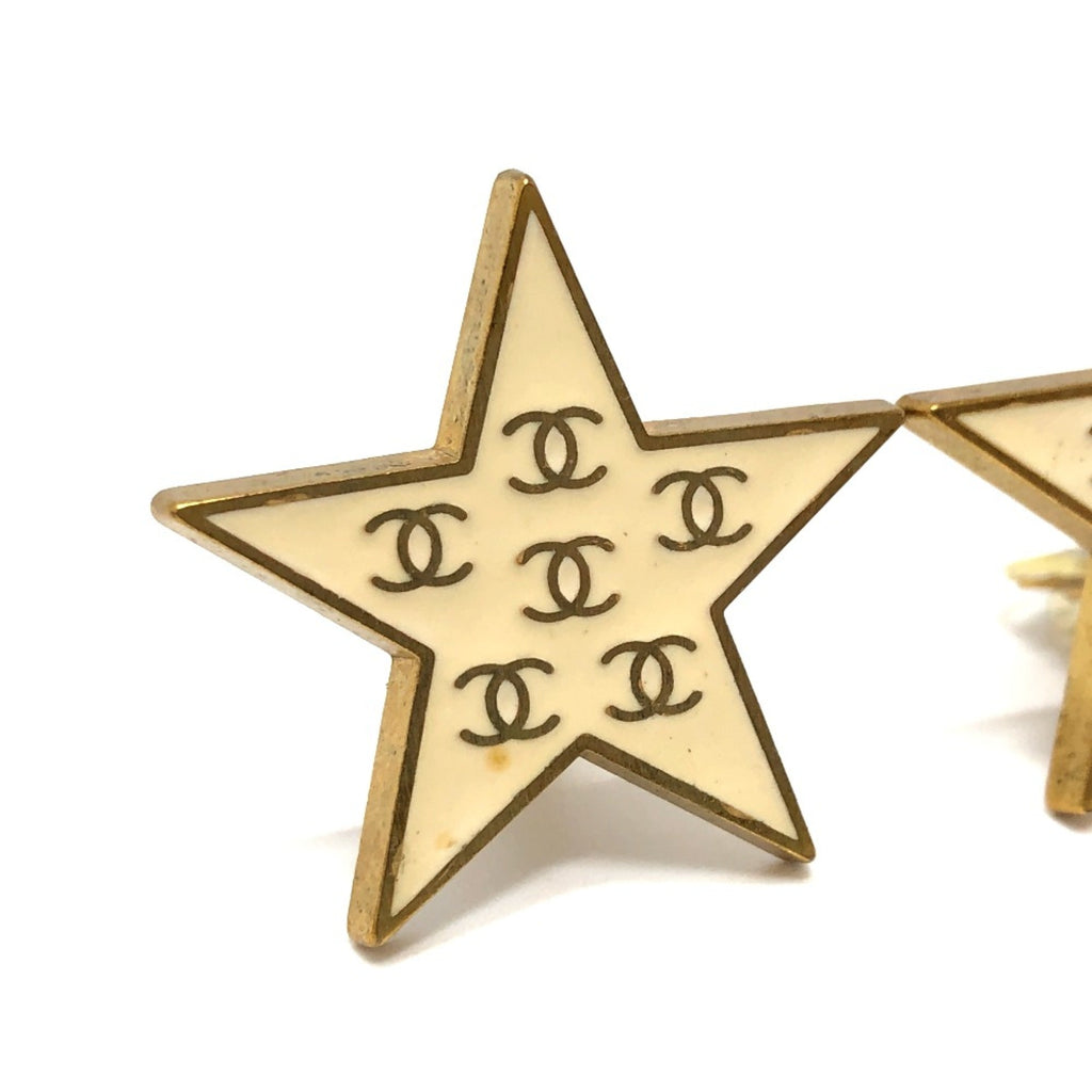 Vintage Clip-On Earrings Clip-On Gold-Tone Metal