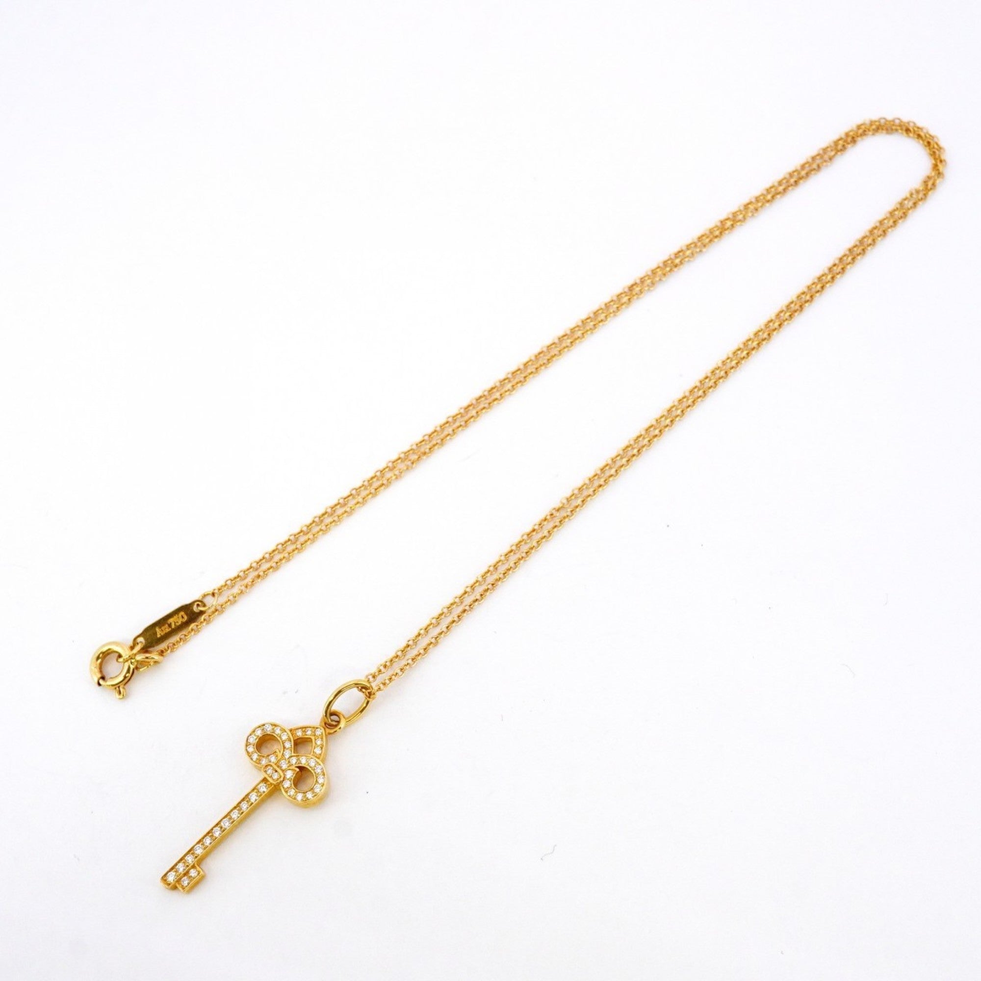 Fleur de Liskey Pendant Necklace 18K Yellow Gold With Diamond