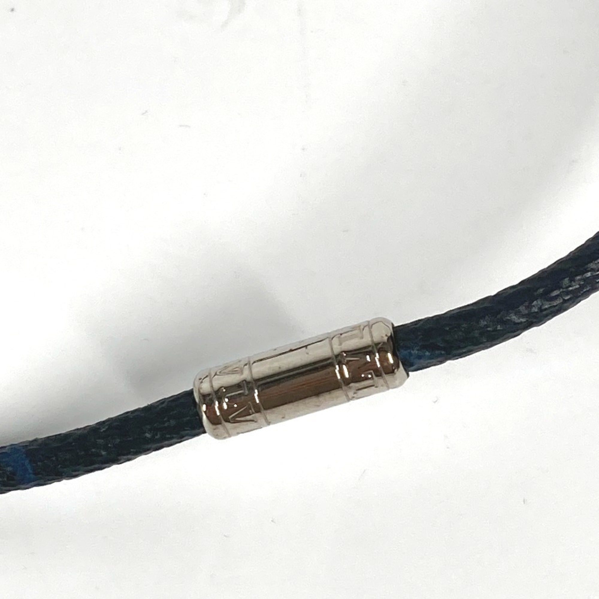Pendant Necklace Monogram Eclipse Navy
