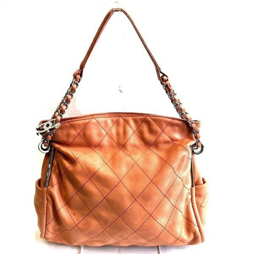 Ultimate Soft Hobo Quilted Leather Medium