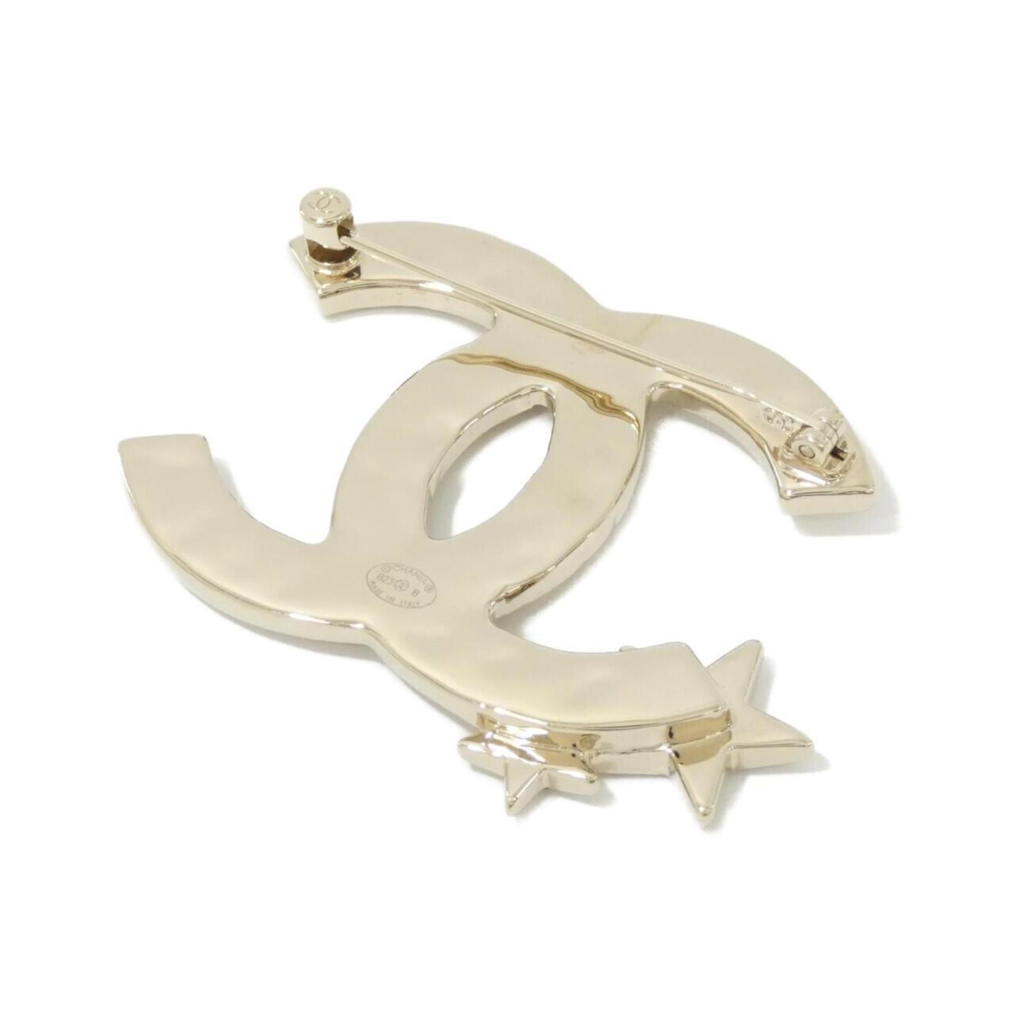 Brooch