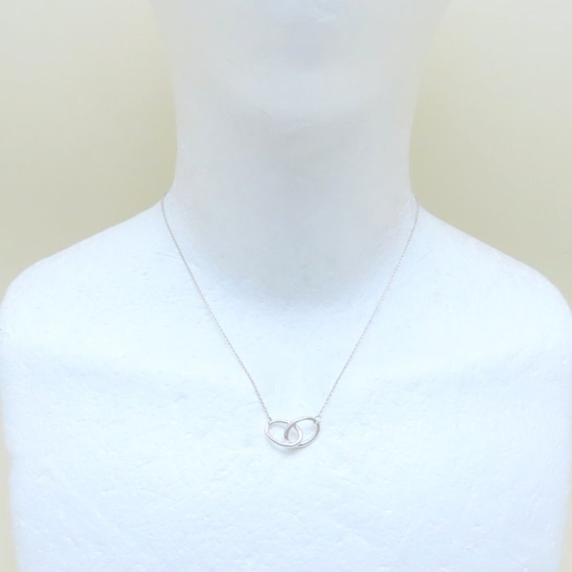 Elsa Peretti Pendant Necklace Sterling Silver 10mm