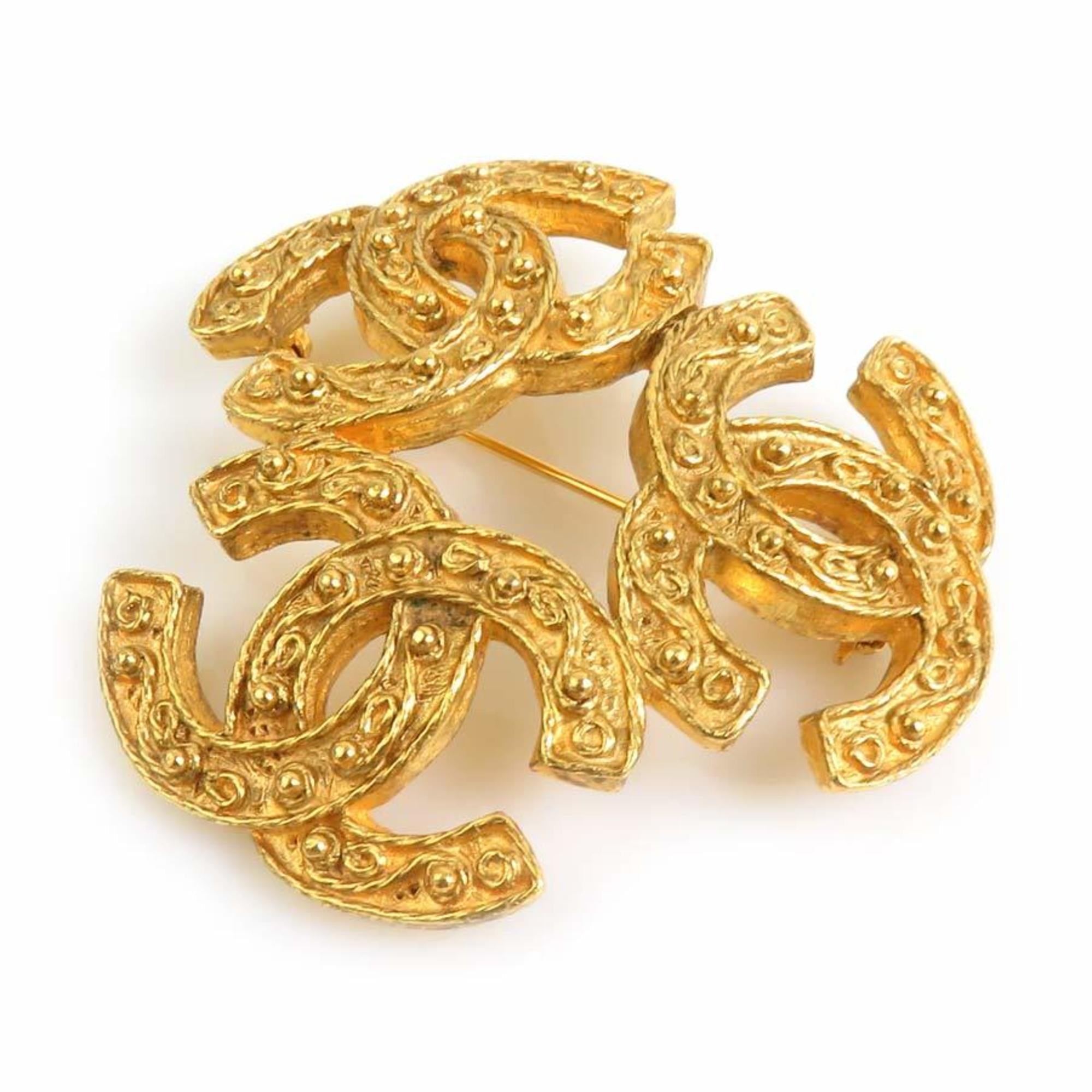 CC Logo Brooch Gold-Tone Metal