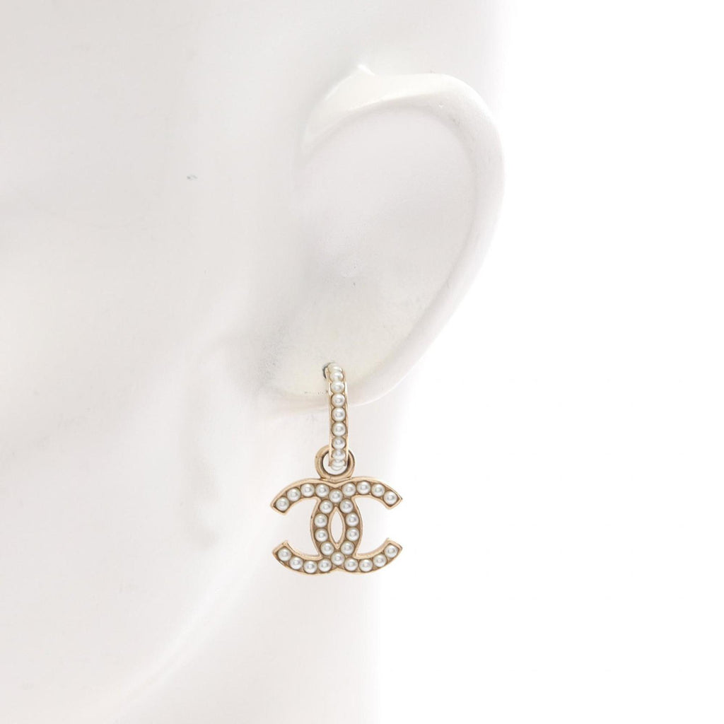CC Logo Earrings Metal Gold-Tone Metal