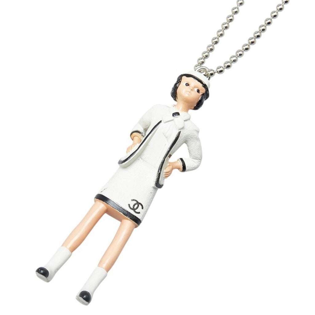 Mademoiselle Pendant Necklace Metal