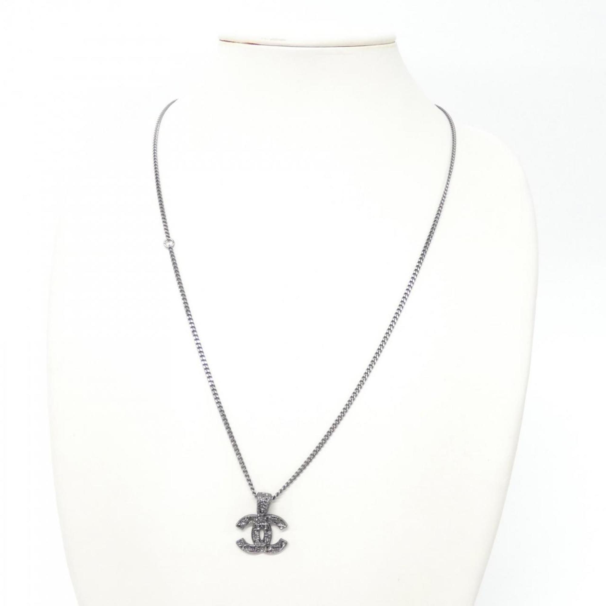 Pendant Necklace Silver