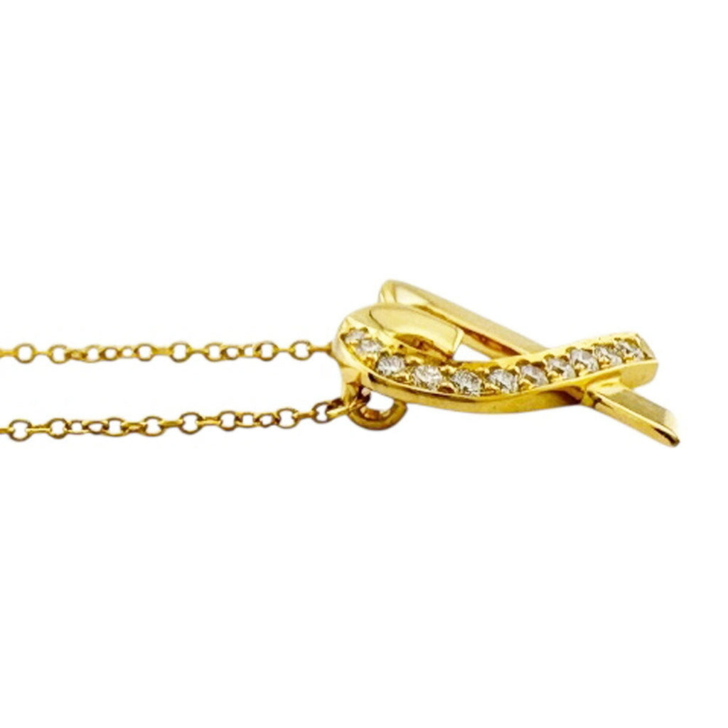 Loving Heart Pendant Necklace 18K Yellow Gold with Diamond