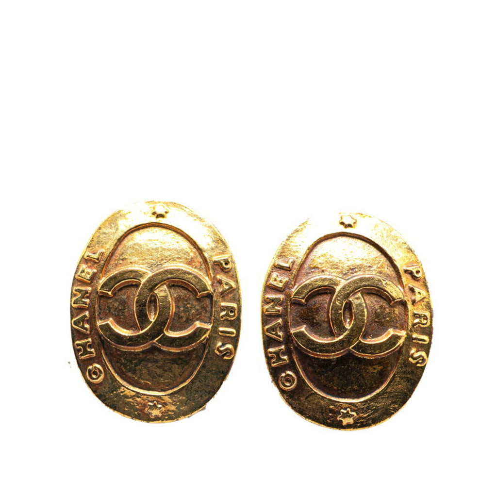 CC Logo Oval Clip-On Earrings Metal Gold-Tone Metal