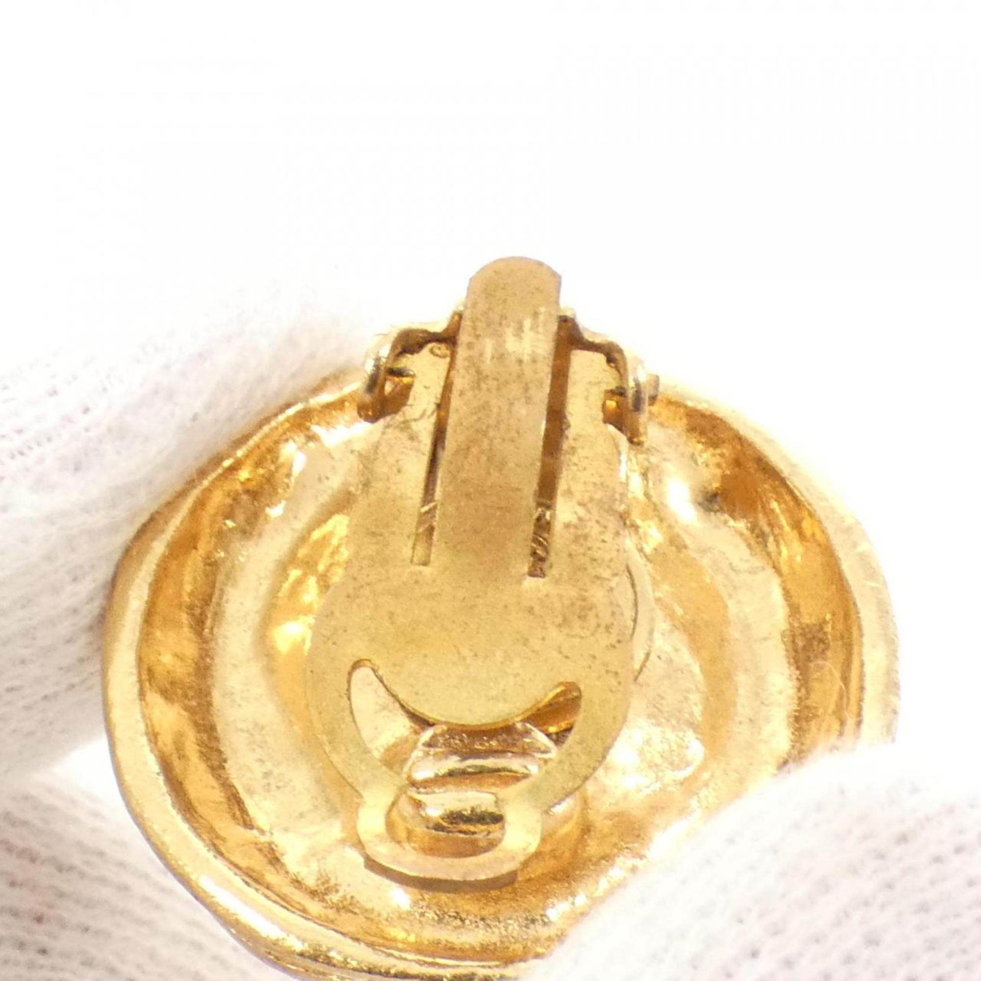 Clip-On Earrings Clip-On