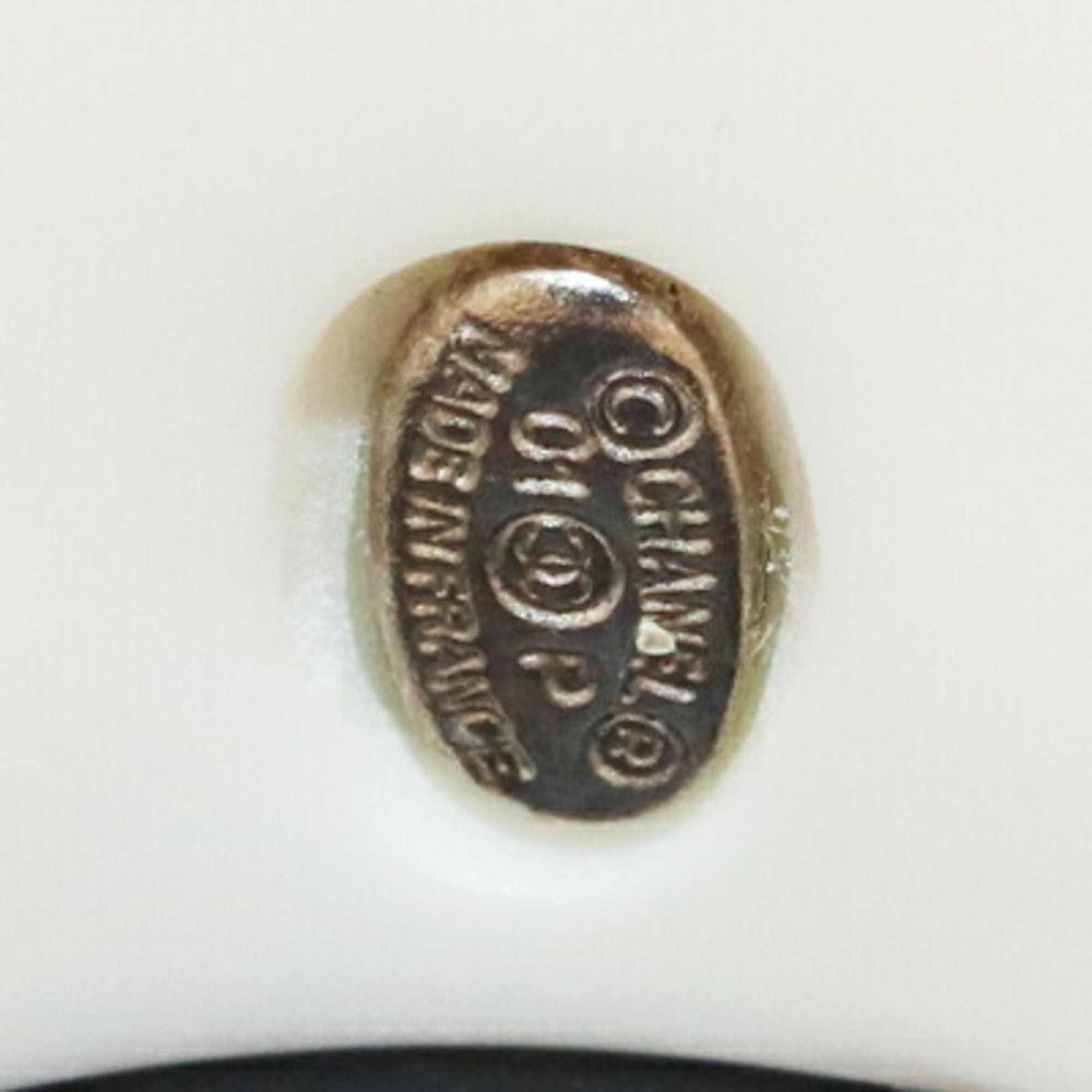 Ring Plastic Black Ivory