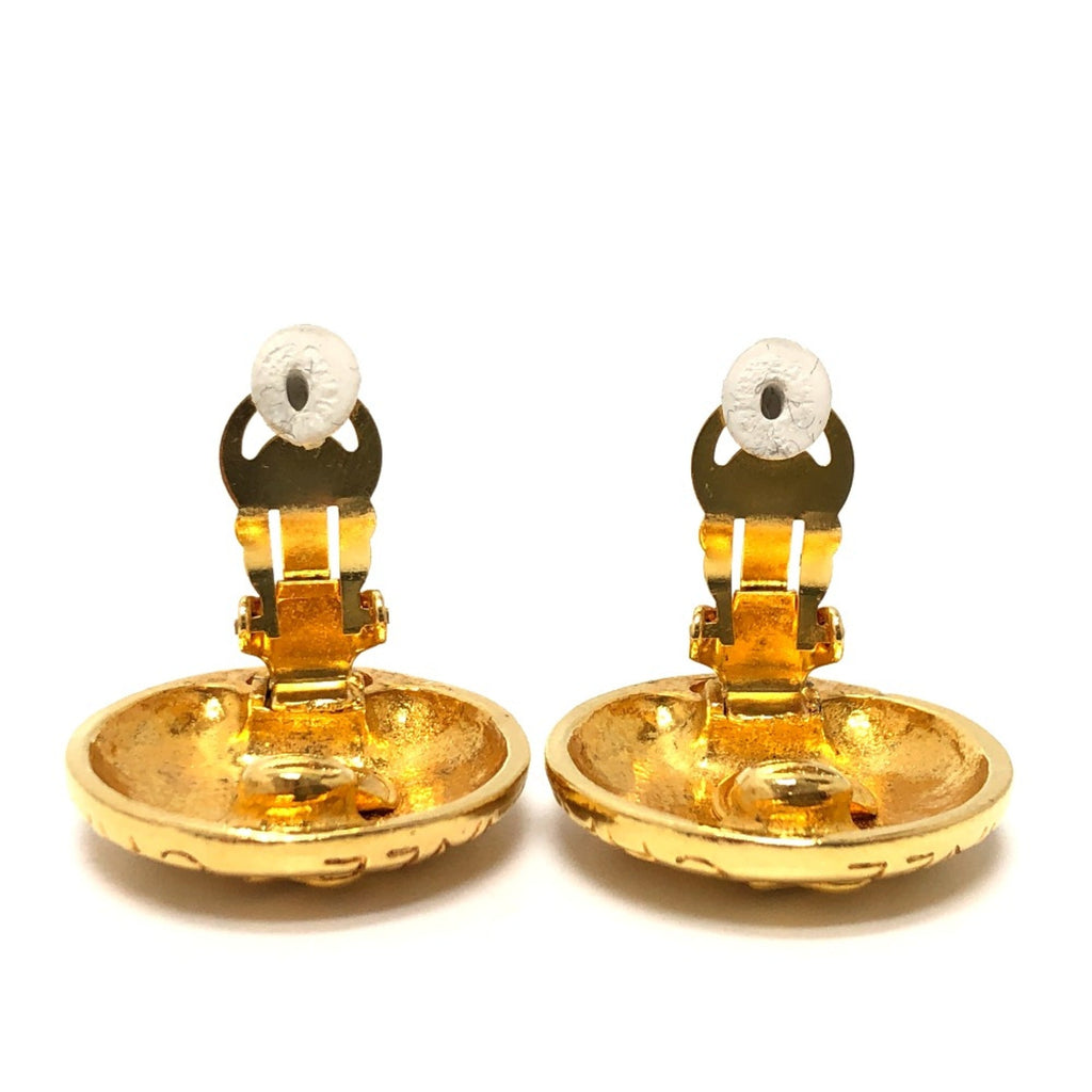 Vintage Clip-On Earrings Clip-On Gold-Tone Metal