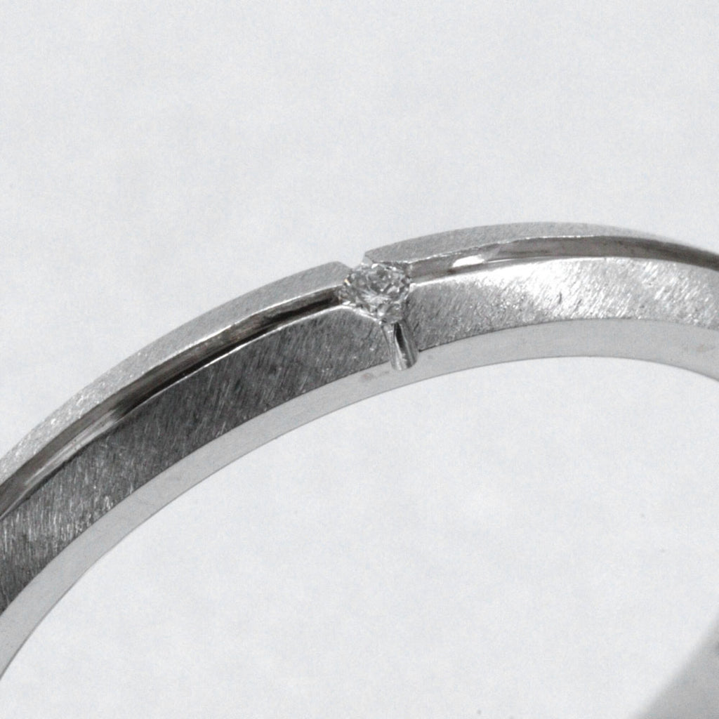 Ring 18K White Gold with Diamond