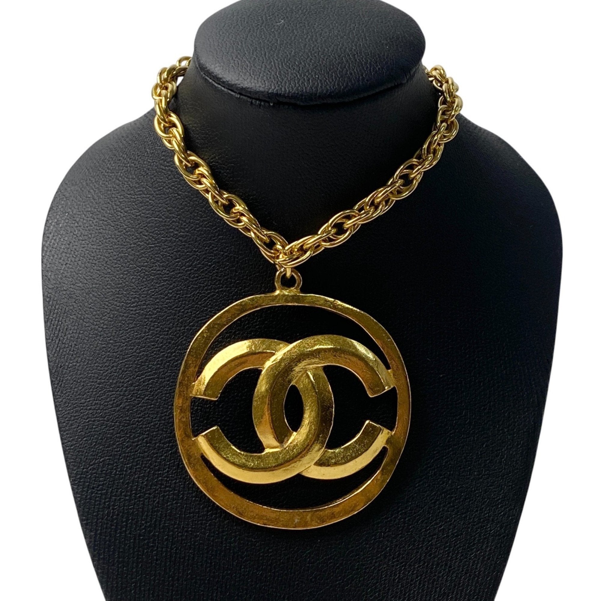 CC Logo Pendant Necklace Metal