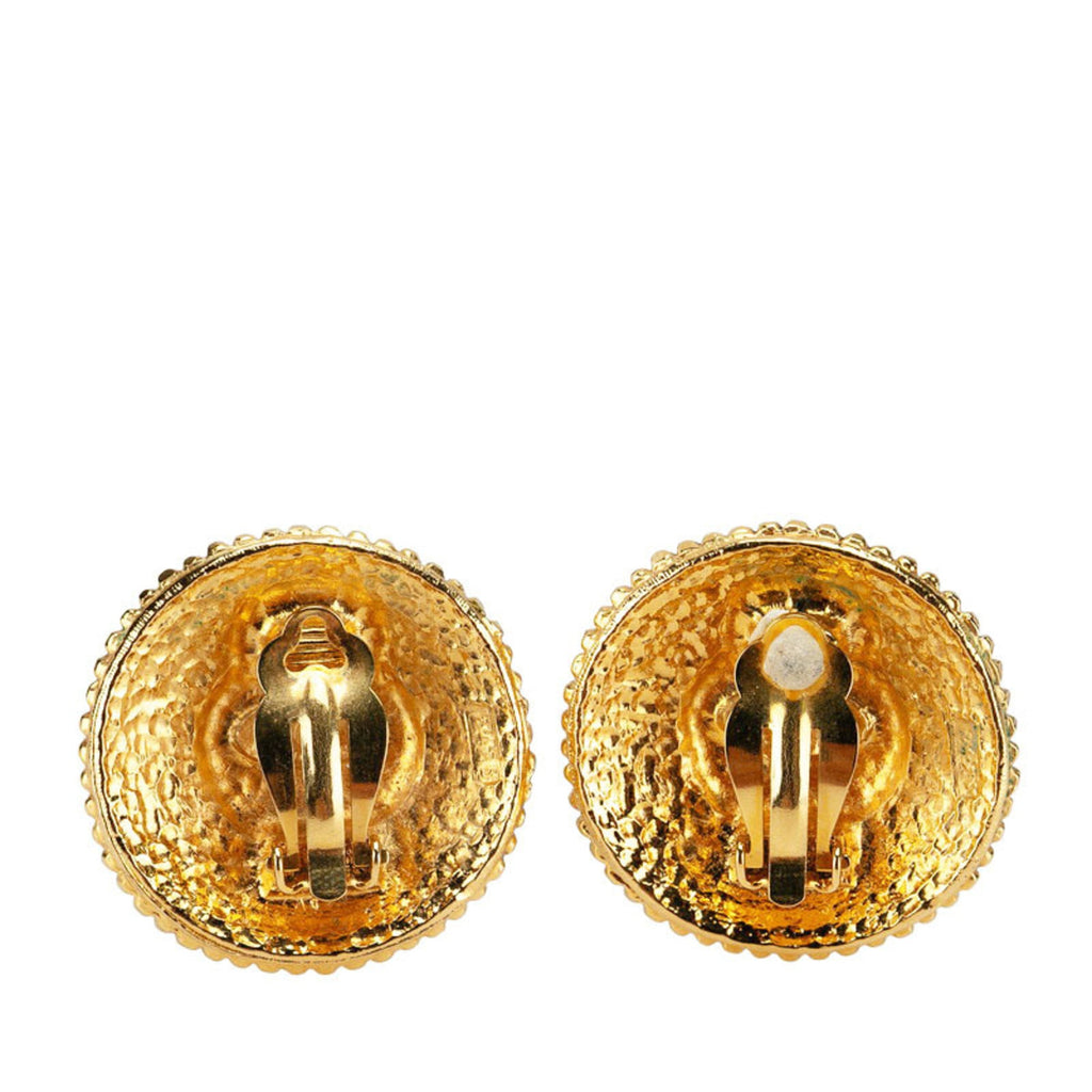 CC Logo Round Clip-On Earrings Metal Gold-Tone Metal