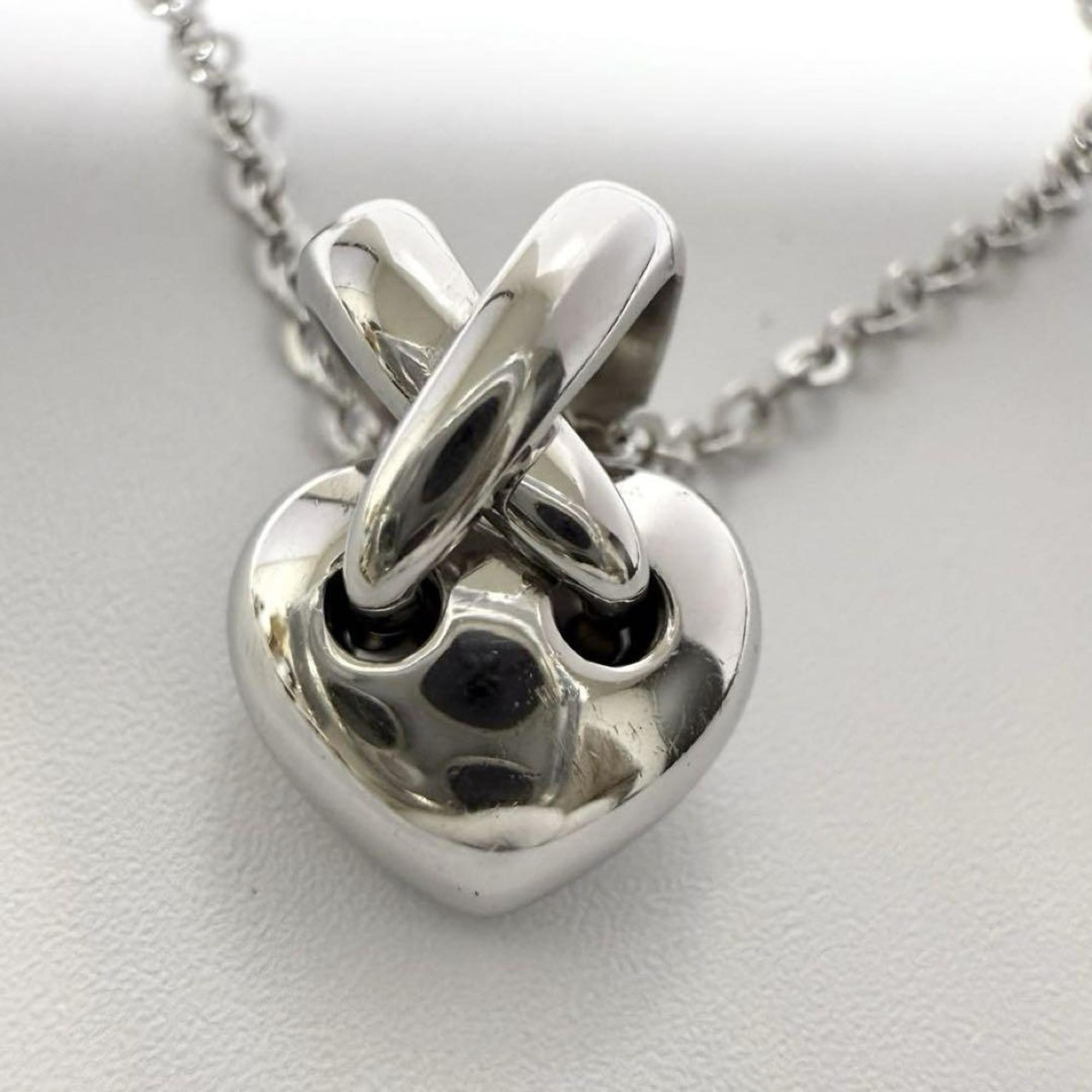 Heart Pendant Necklace Metal and 18K White Gold