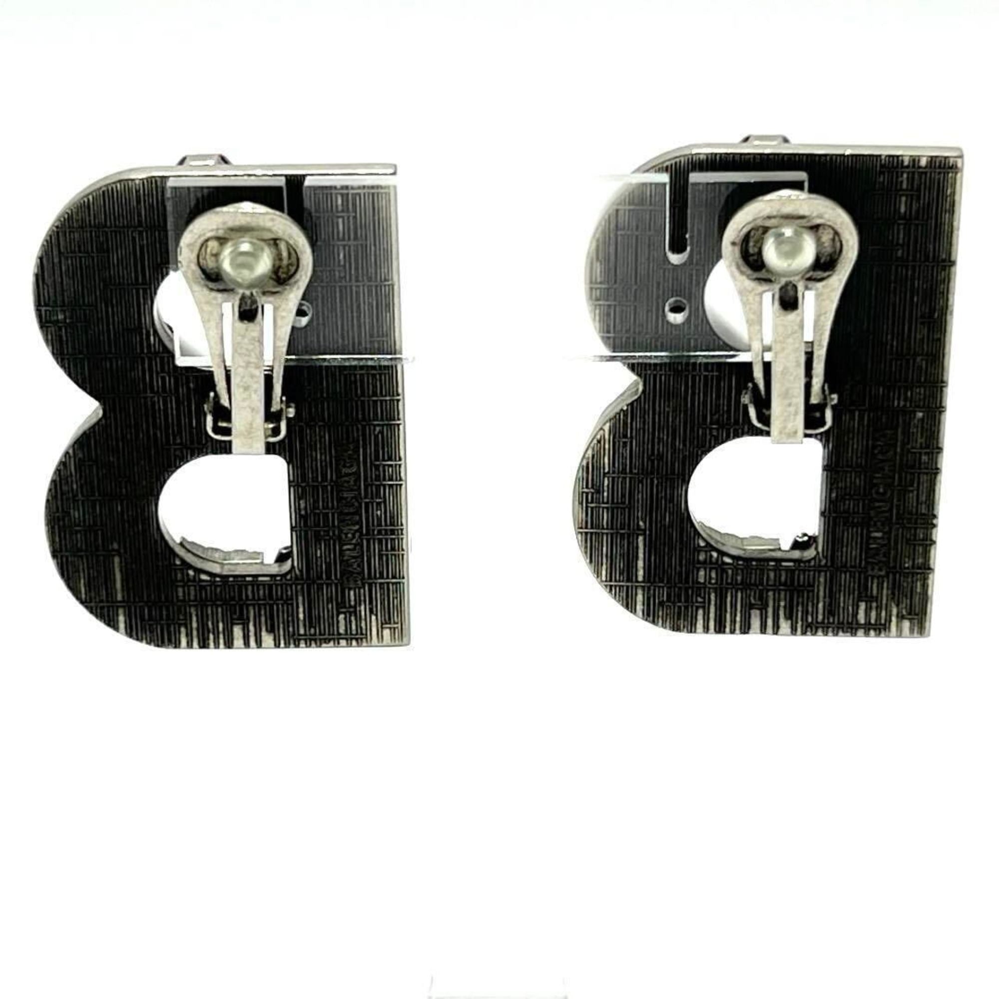 Clip-On Earrings Metal