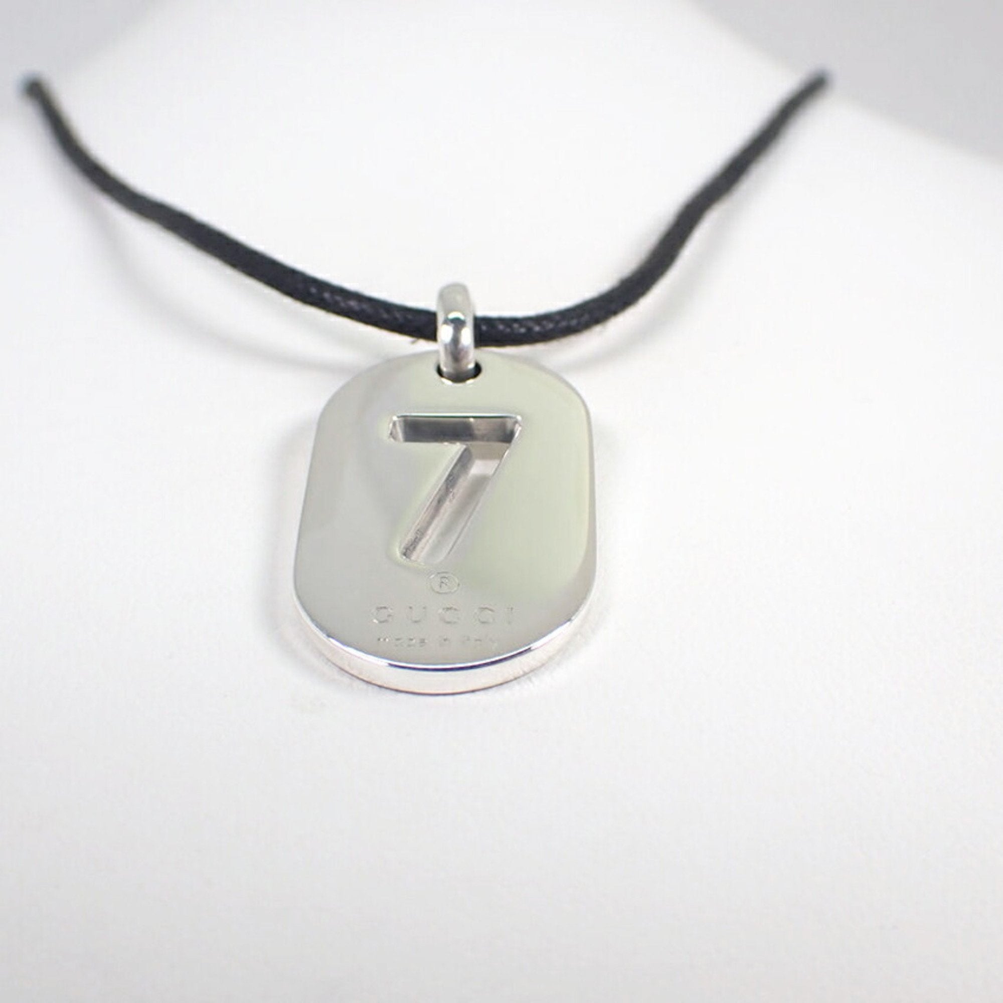 No.7 Plate Pendant Necklace Sterling Silver