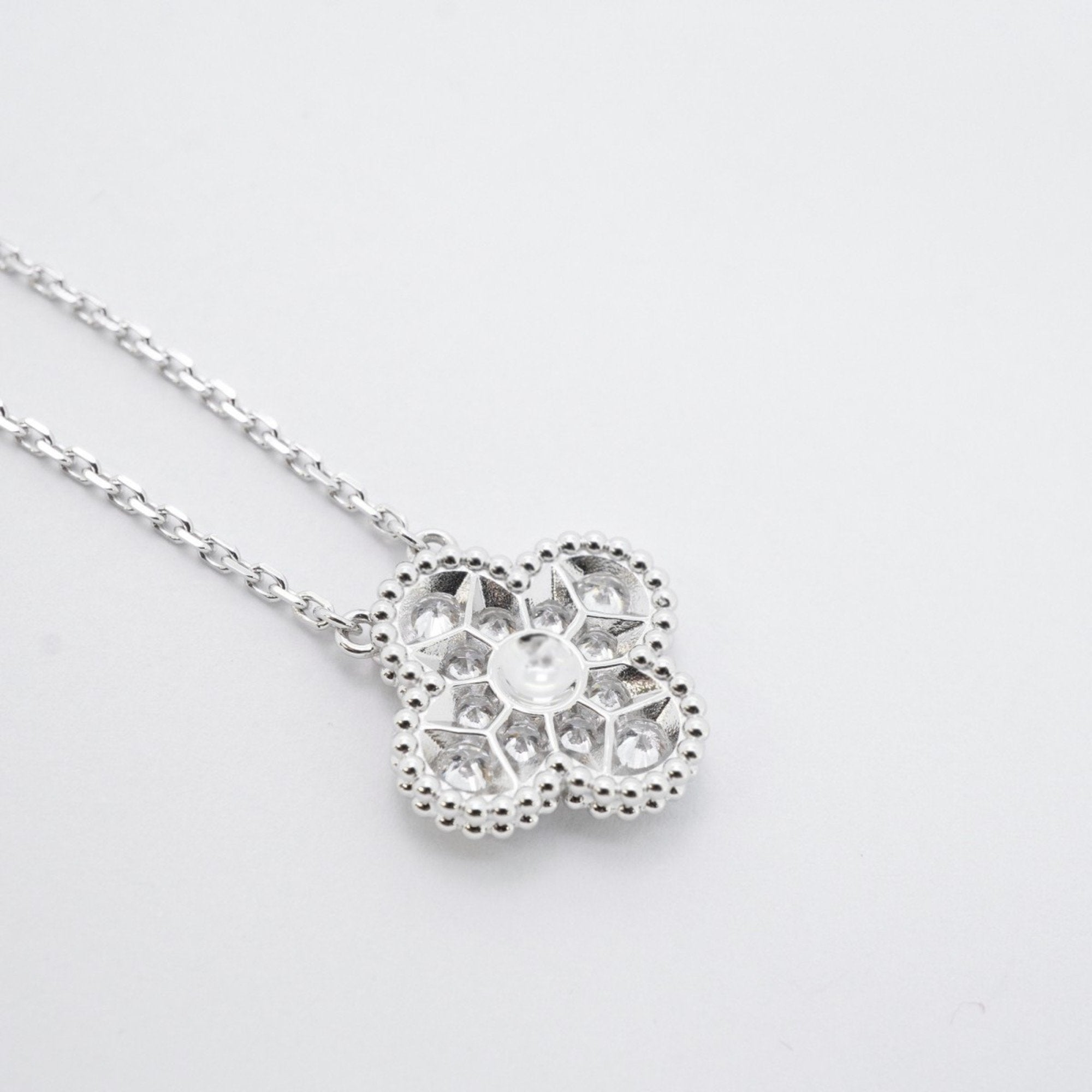 Alhambra Pendant Necklace 18K White Gold