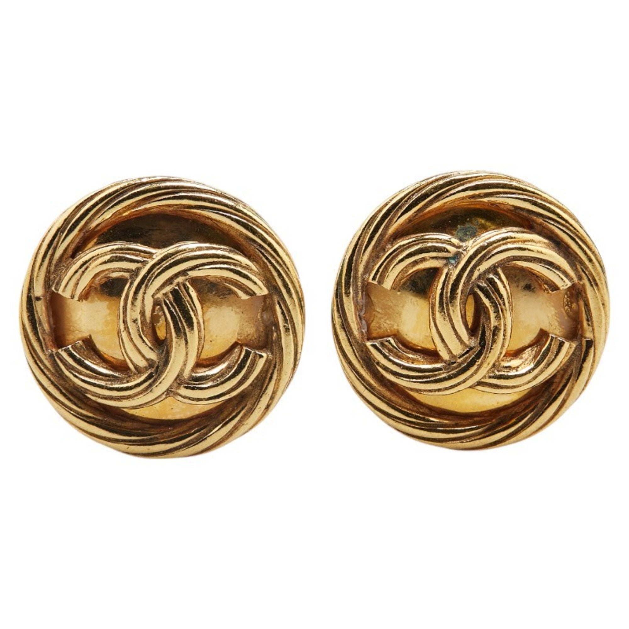CC Logo Round Clip-On Earrings Metal Gold-Tone Metal