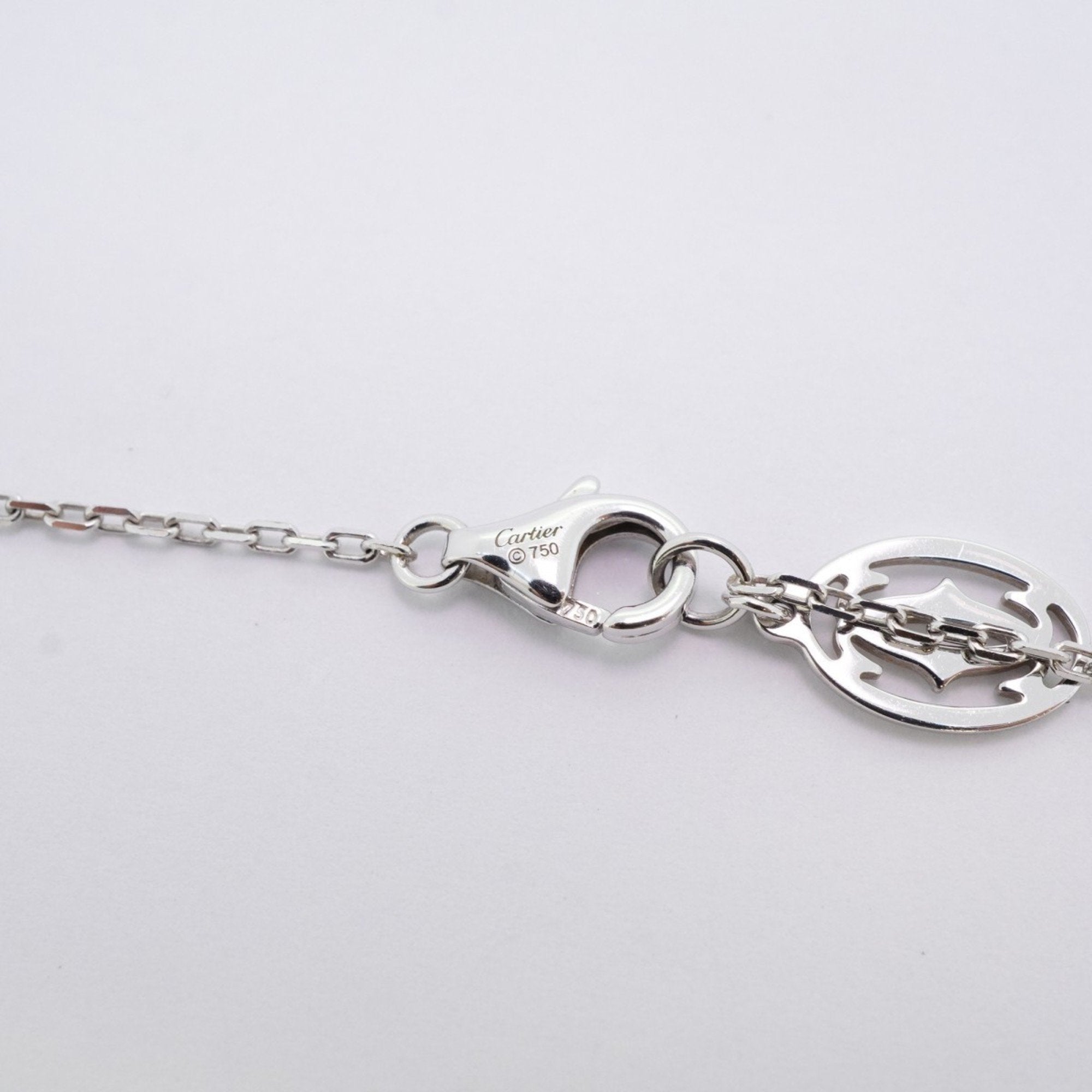 Pendant Necklace 18K White Gold Small with Diamond