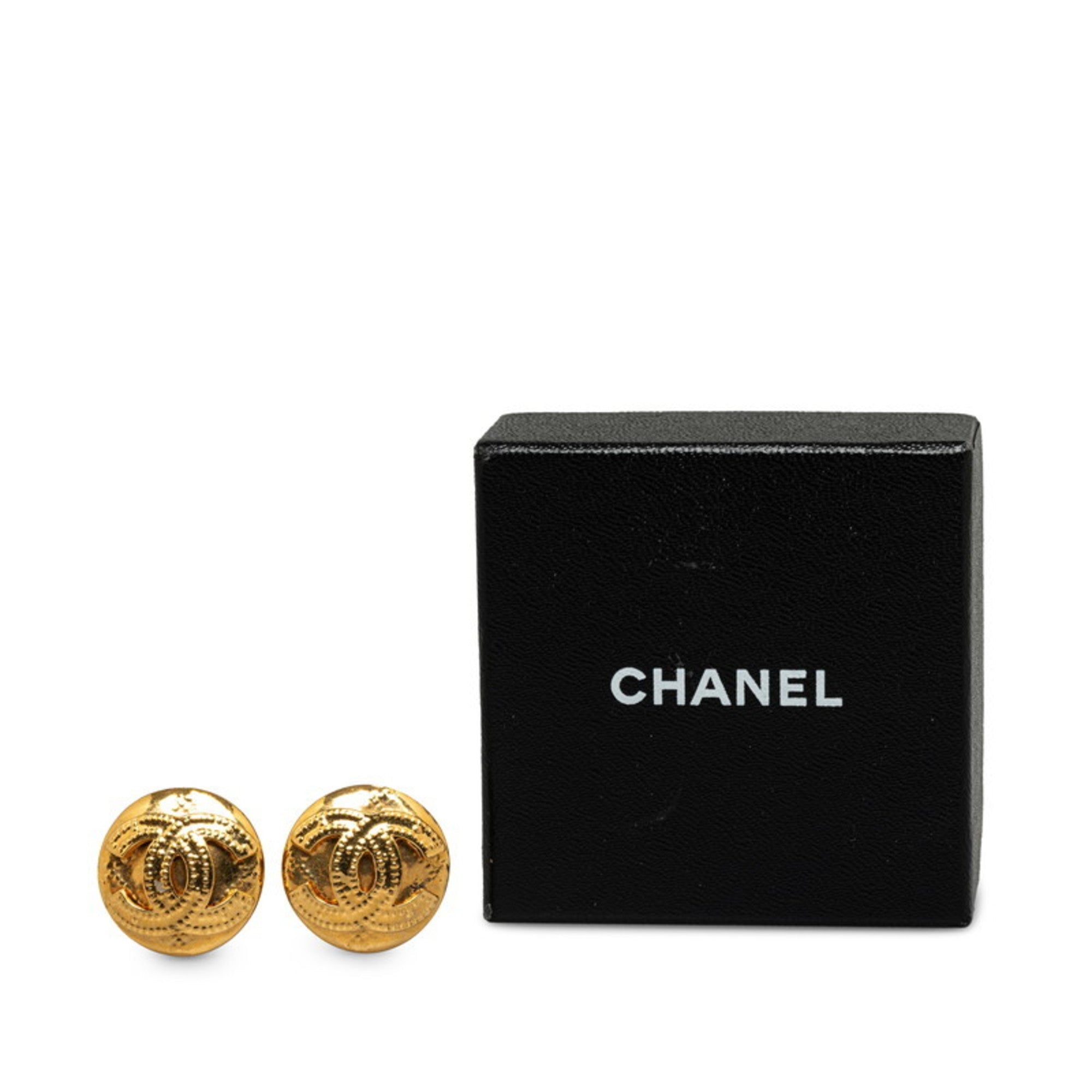 CC Logo Clip-On Earrings Metal Gold-Tone Metal