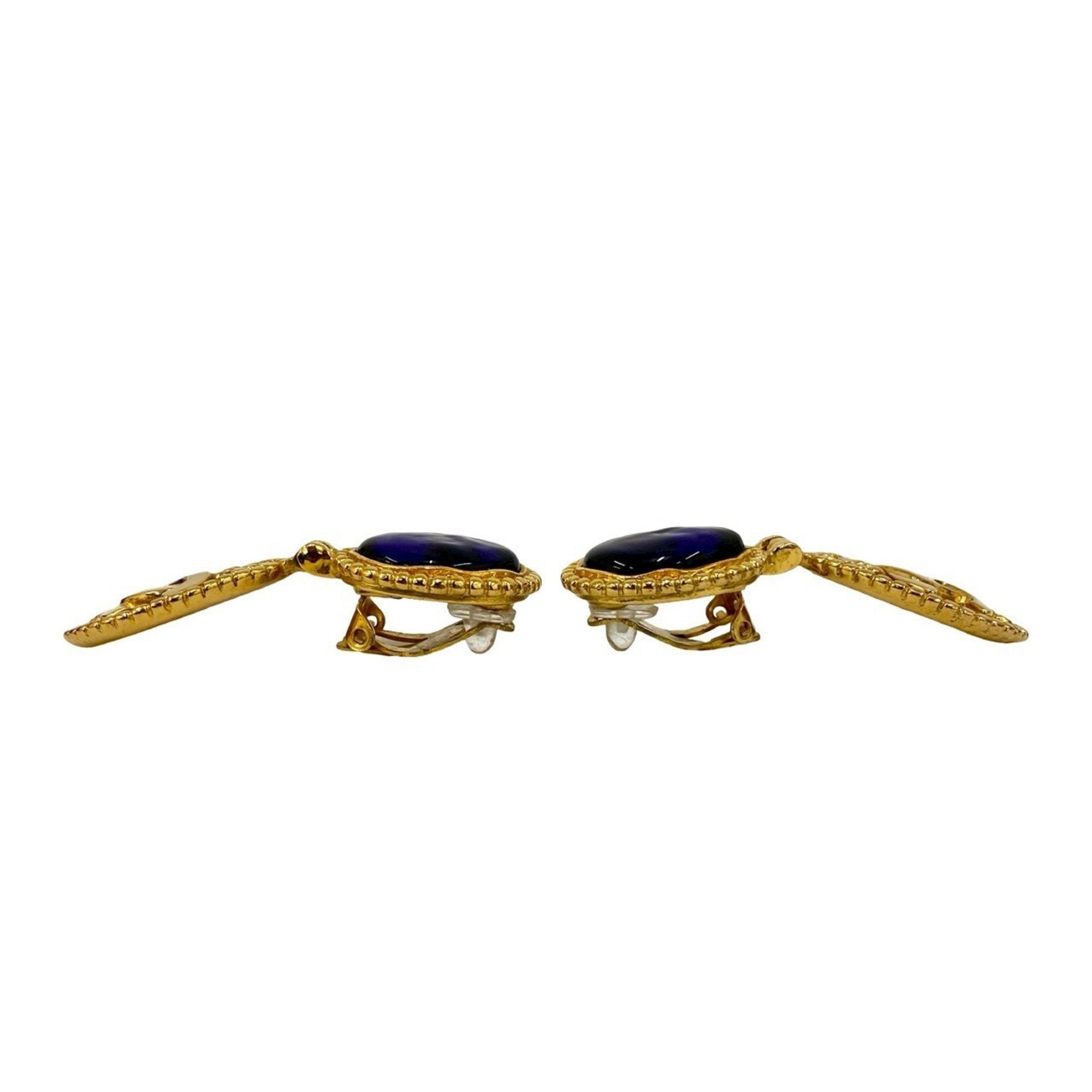 CC Logo Clip-On Earrings Metal Gold-Tone Metal