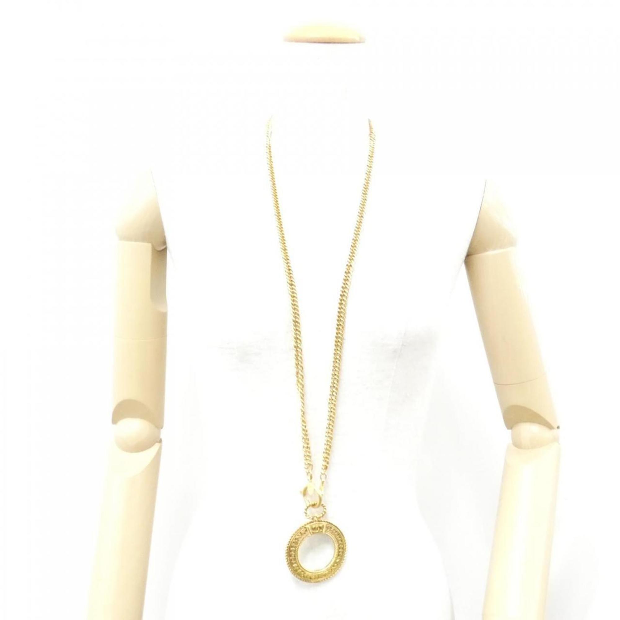 Pendant Necklace Metal