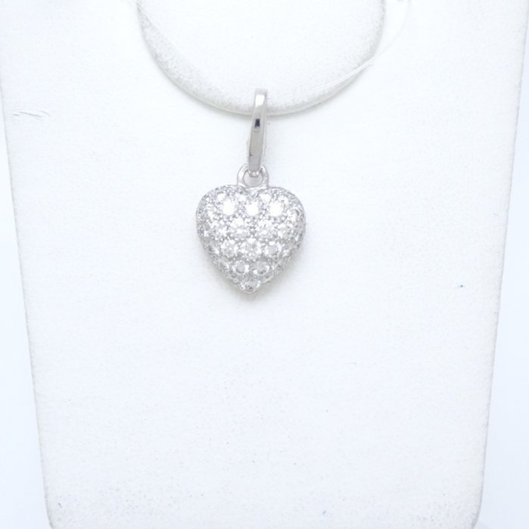 Charm Pendant 18K White Gold with Diamond