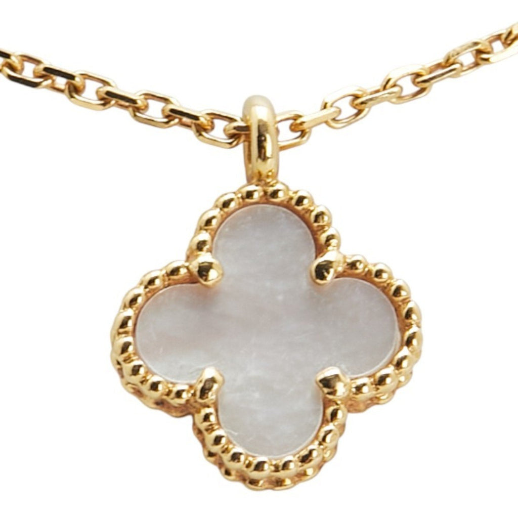 Sweet Alhambra Pendant Necklace 18K Yellow Gold