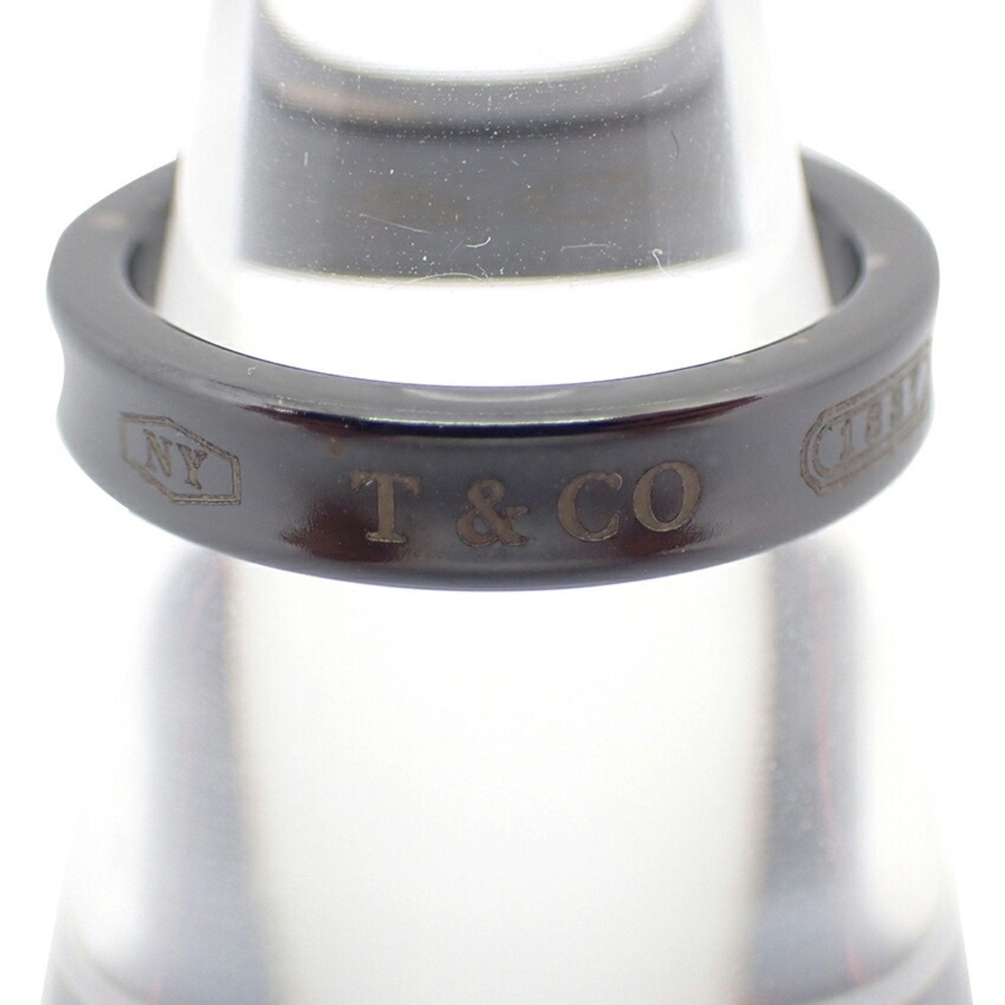 Narrow Band Ring Titanium