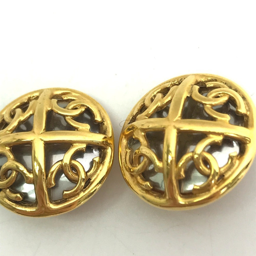 CC Logo Round Clip-On Earrings Gold-Tone Metal Gold-Tone Metal