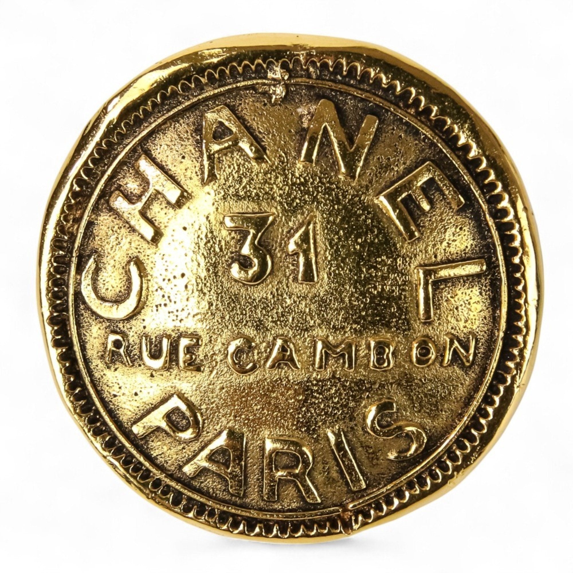 Vintage Brooch Metal Round
