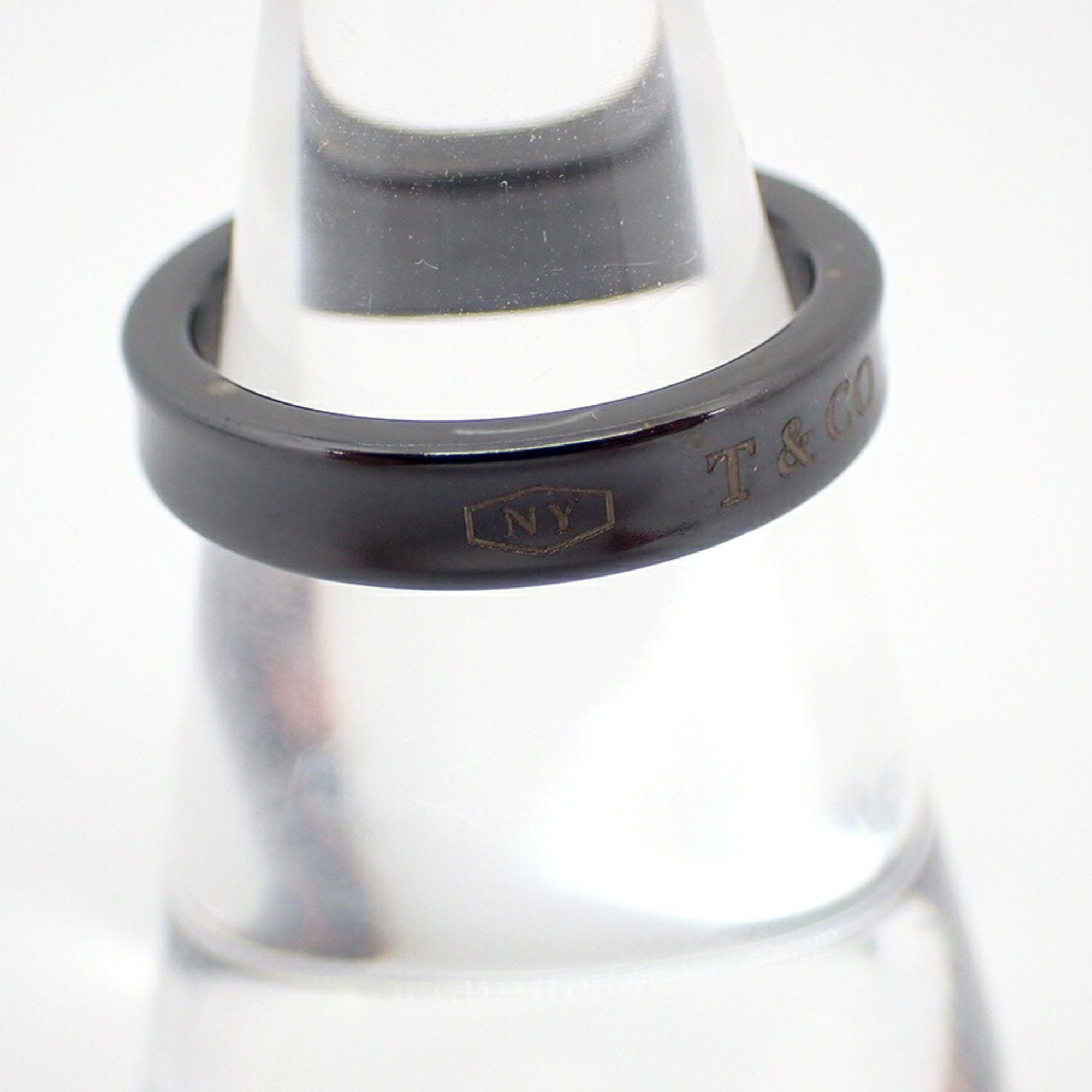 Narrow Band Ring Titanium