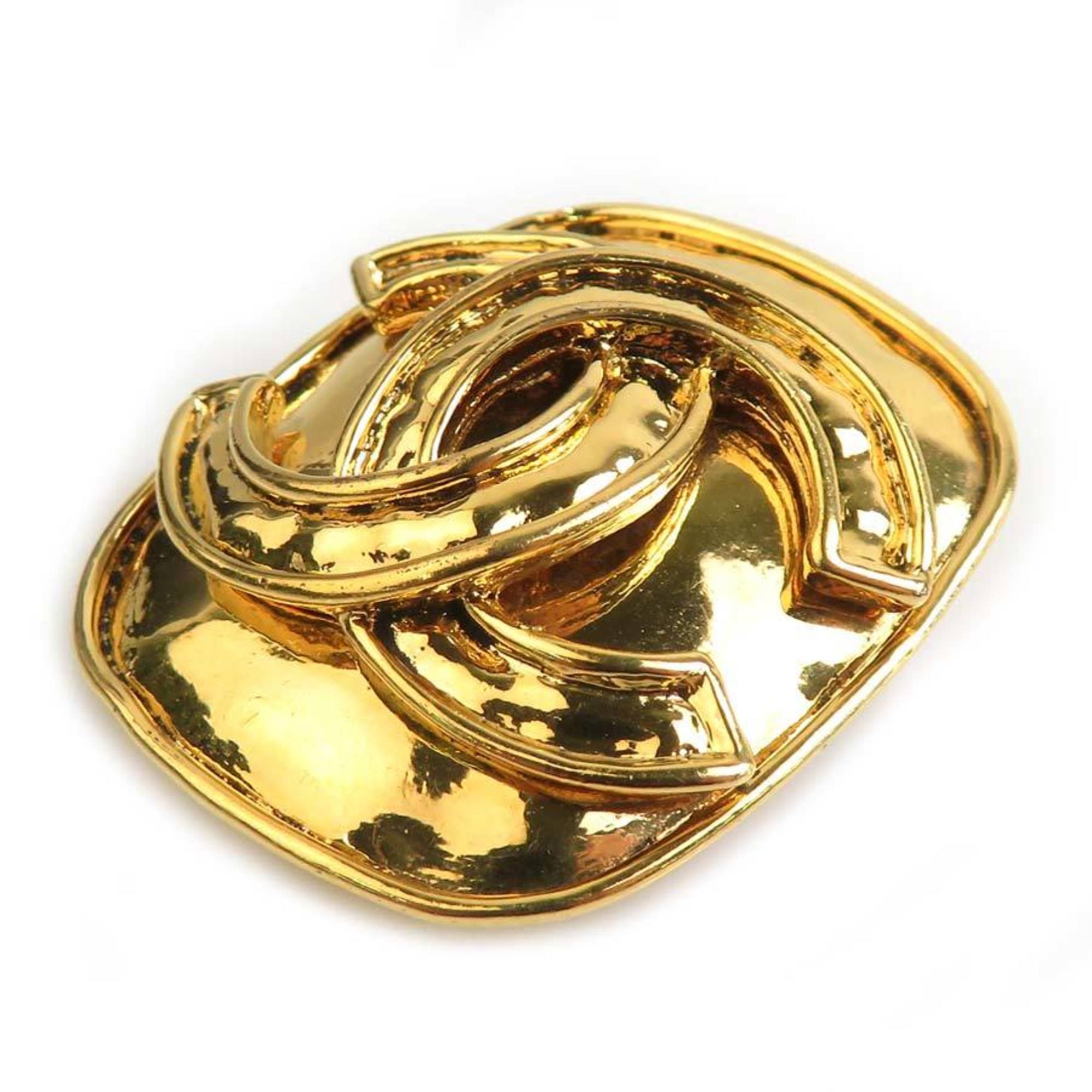 CC Logo Brooch Gold-Tone Metal