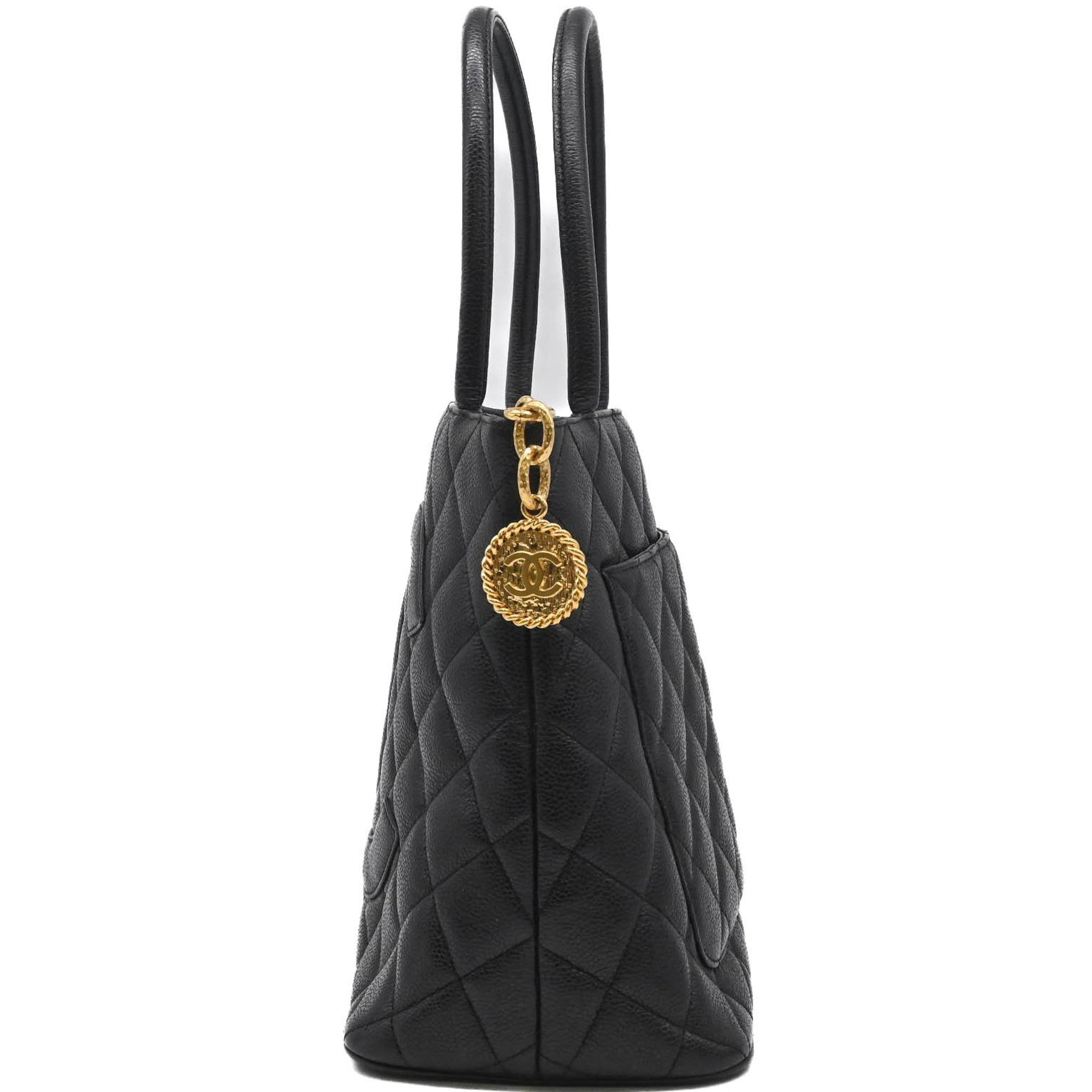 Medallion Tote Quilted Caviar
