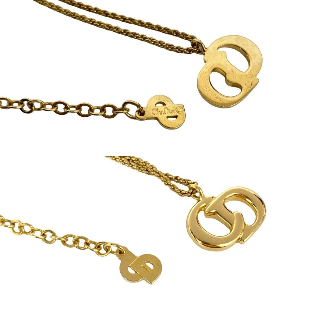Vintage Pendant Necklace Gold