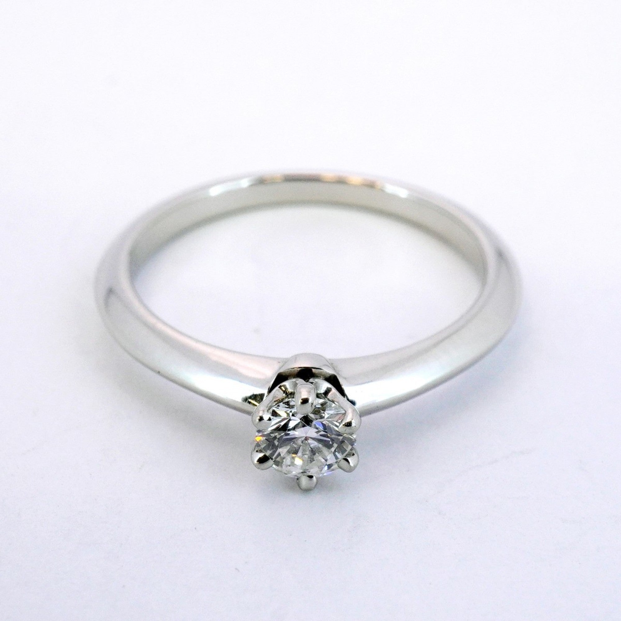 Solitaire Ring Platinum with Diamond