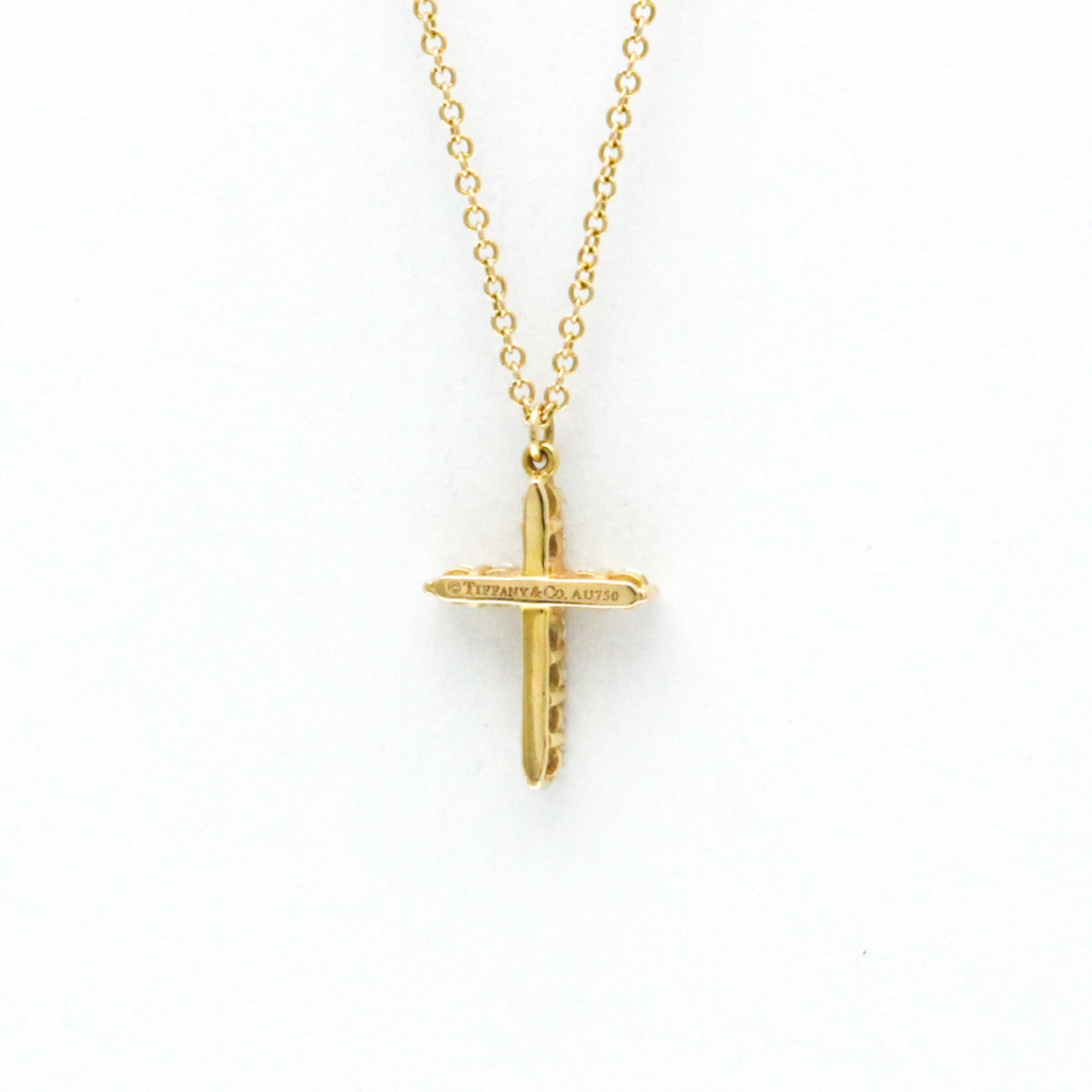 Small Pendant Necklace 18K Yellow Gold with Diamond