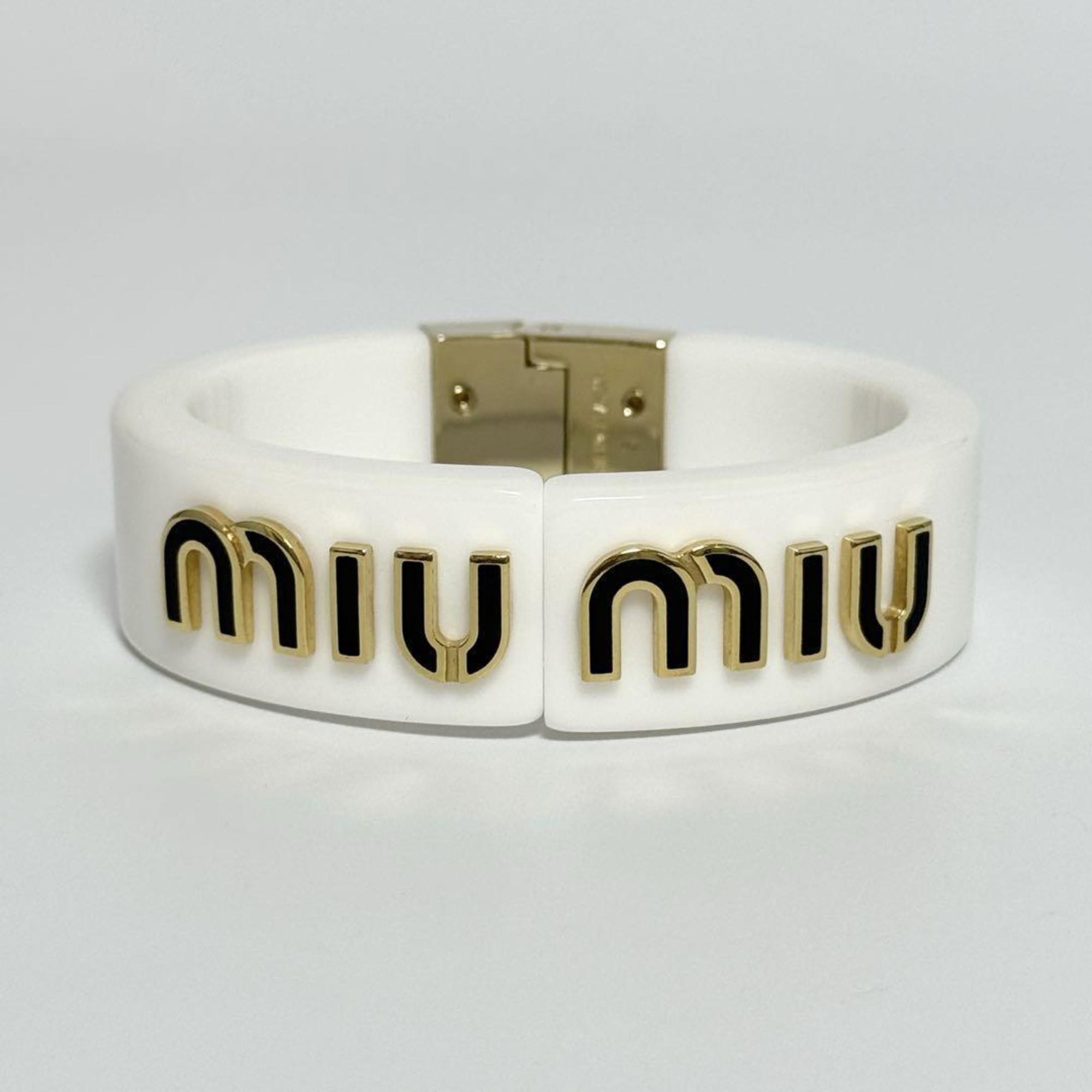 Plexiglass Bangle Bracelet Metal
