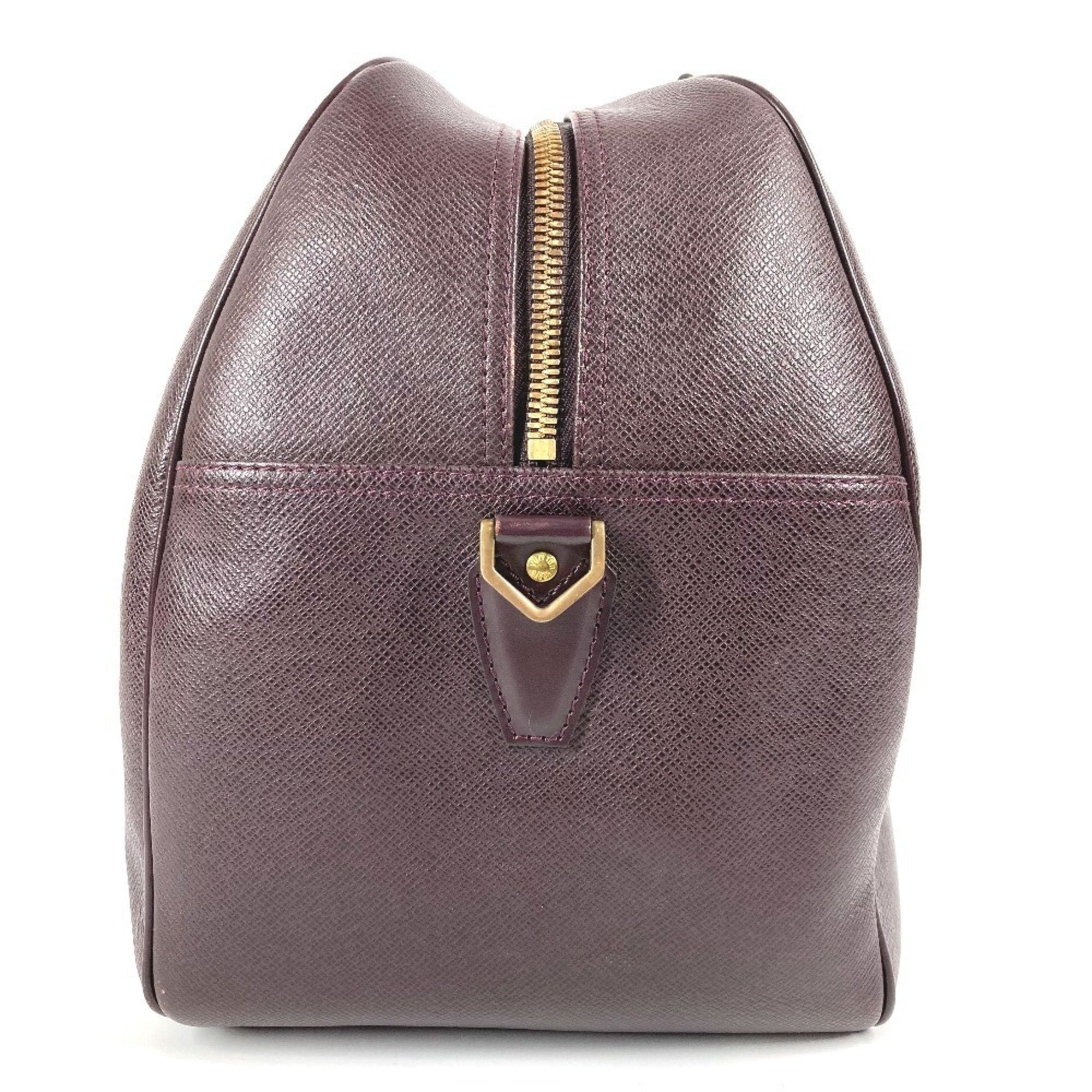 Kendall Handbag Taiga Leather PM