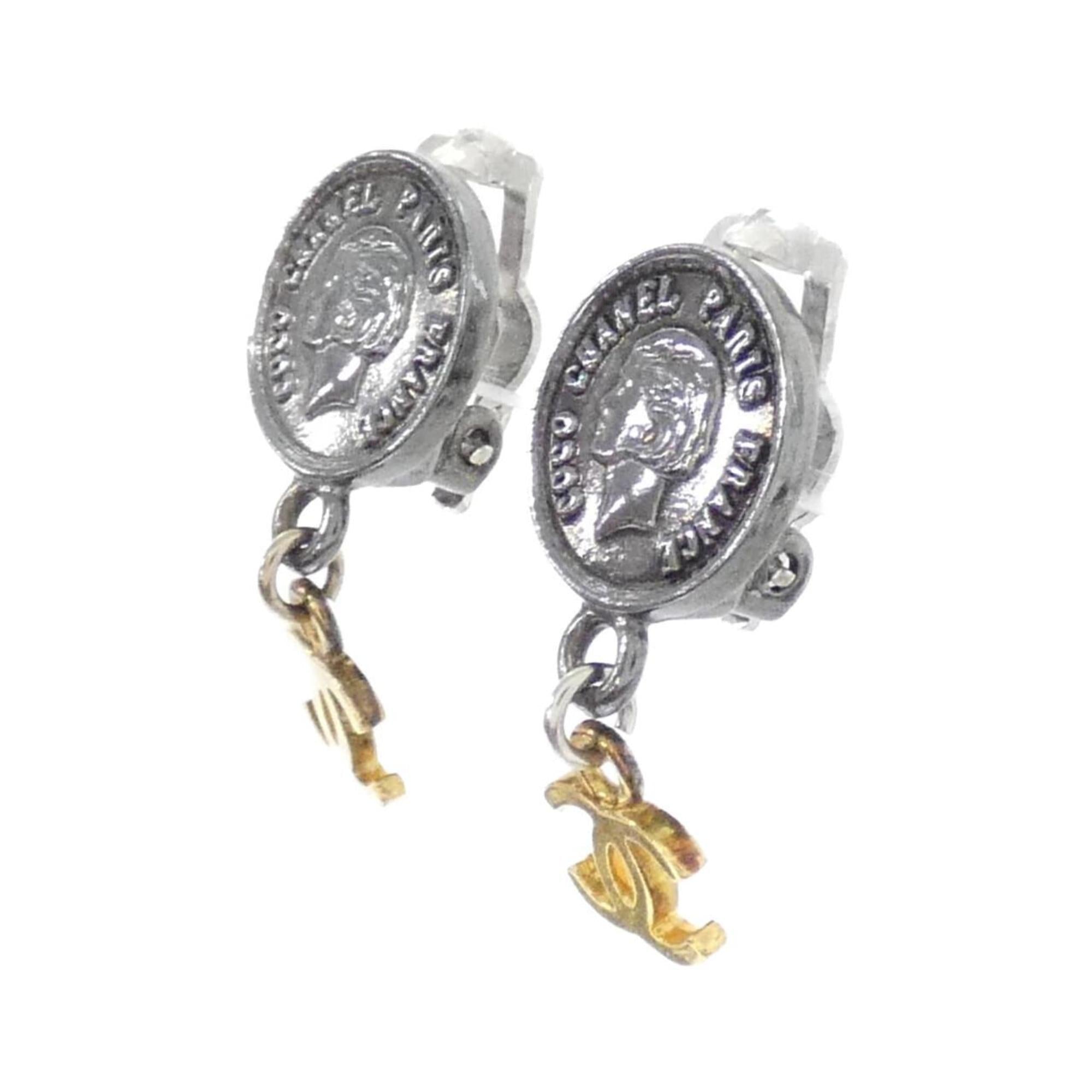 Clip-On Earrings Gold and Silver