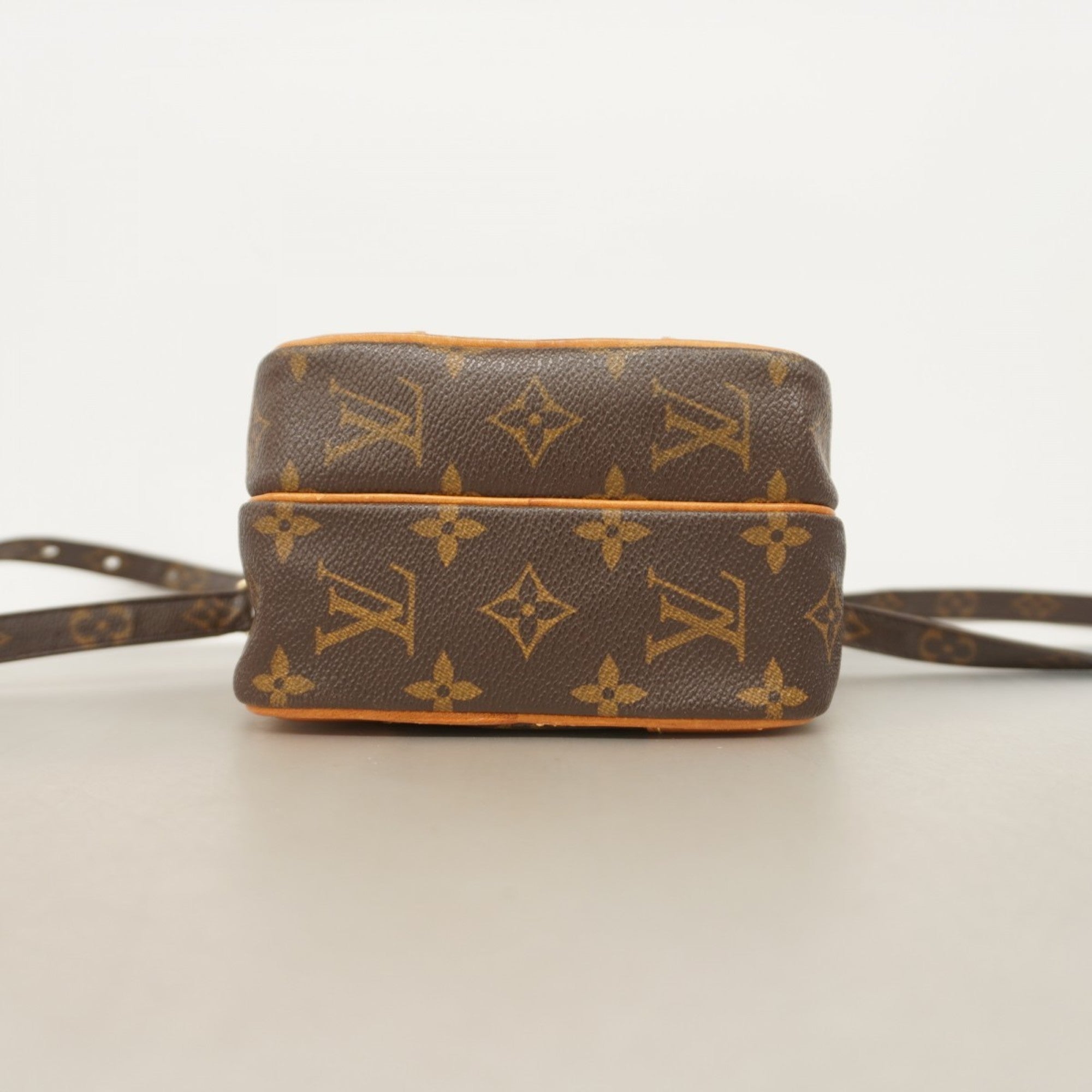 Amazone Bag Monogram Canvas