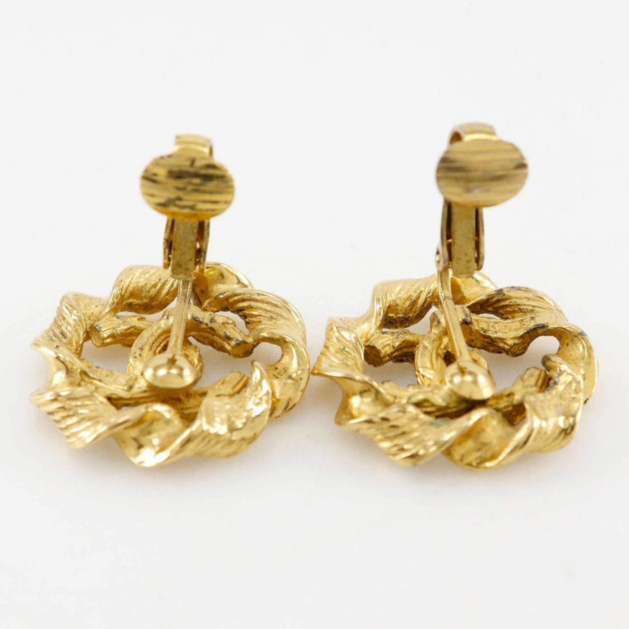 CC Logo Round Clip-On Earrings Metal