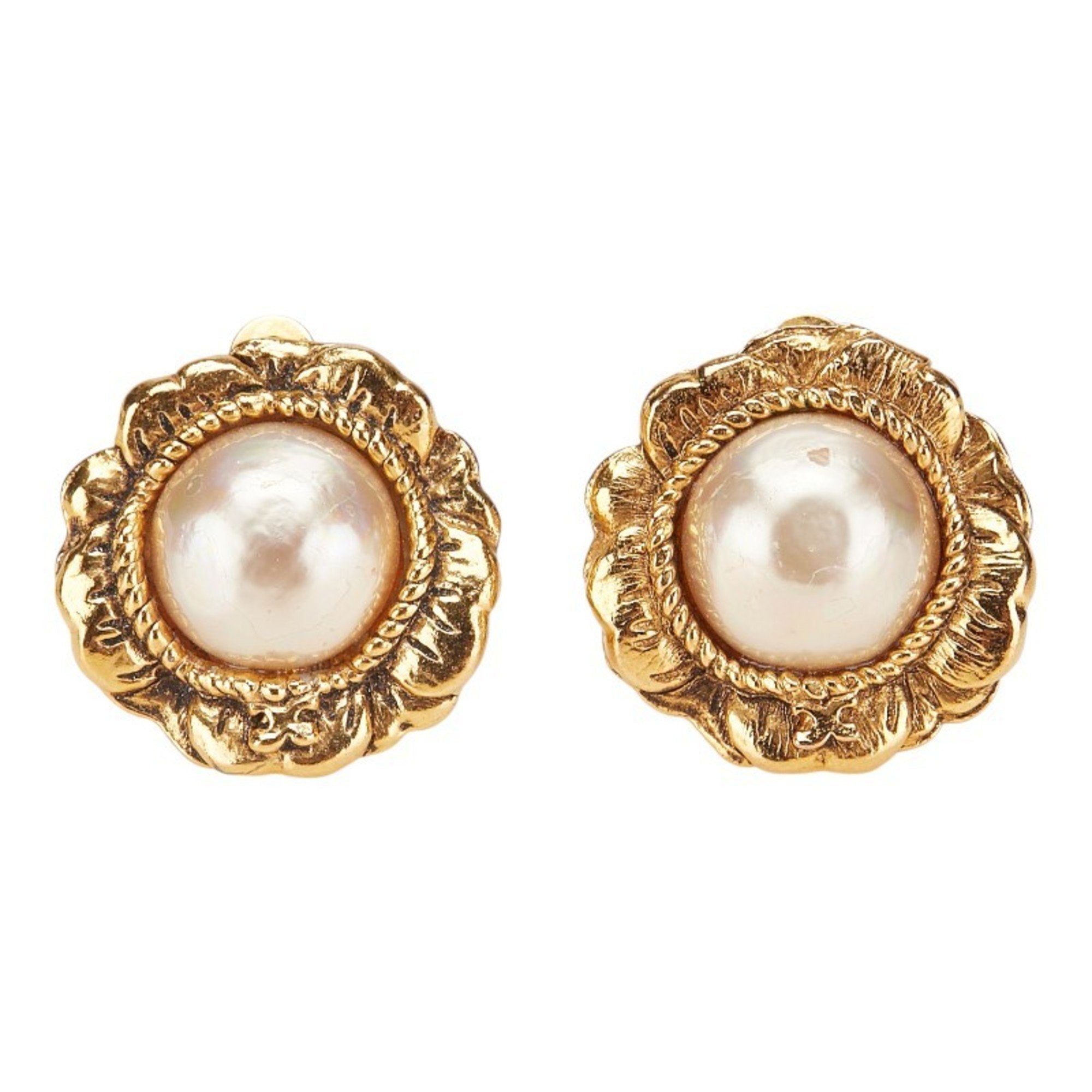 CC Logo Flower Clip-On Earrings Metal Gold-Tone Metal